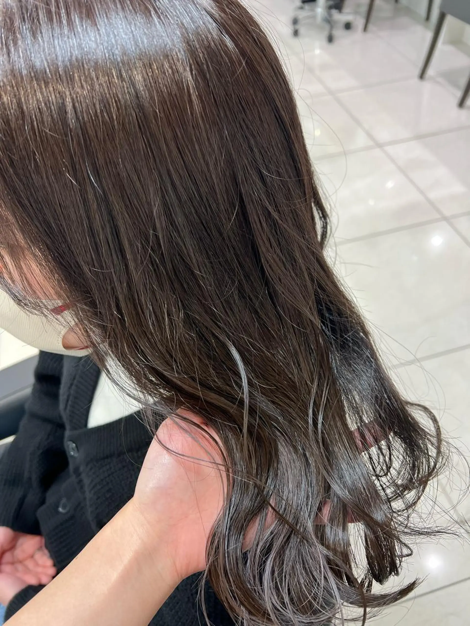 セミロング カラー 透明感カラー グレージュ イルミナカラー ラベンダーカラー ラベンダーグレージュ カット ヘアカラー 【暖色カラー特化】 中山由梨のヘアスタイル