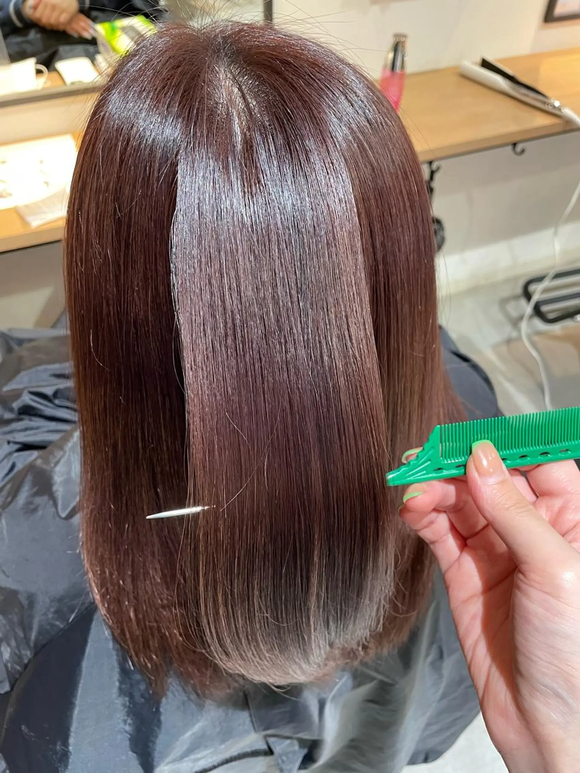 ミディアム ピンクブラウン ヘアカラー 中田 サヤカのヘアスタイル