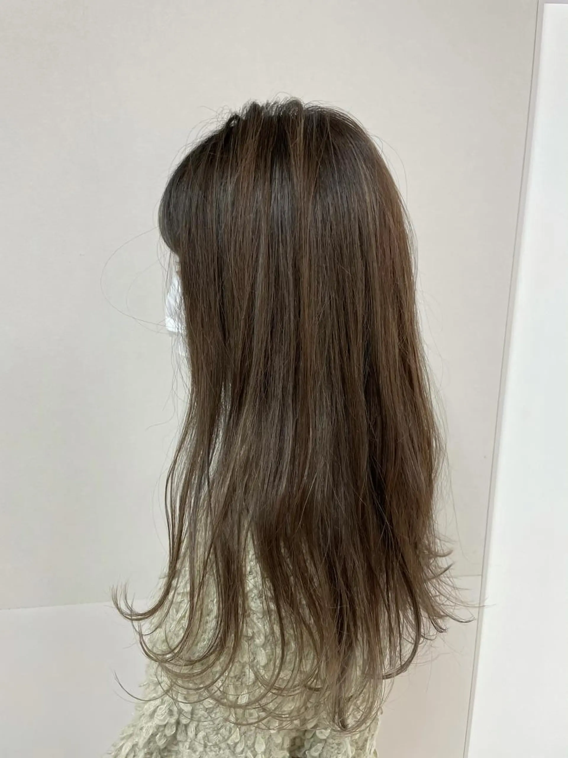 ロング カラー ヘアアレンジ ブリーチ グラデーションカラー ブリーチなしカラー ヘアカラー トリートメント 【Sweep】おじま のぞみのヘアスタイル