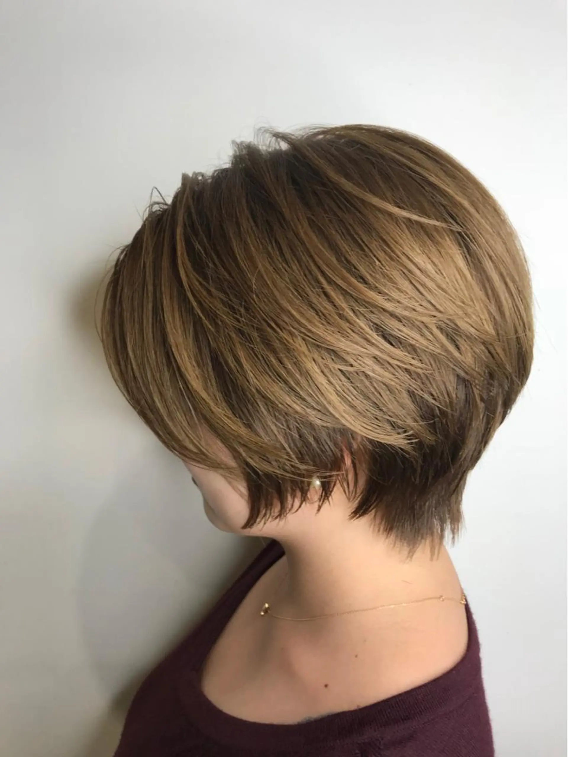 ショート カラー Adachi Fujikoのヘアスタイル