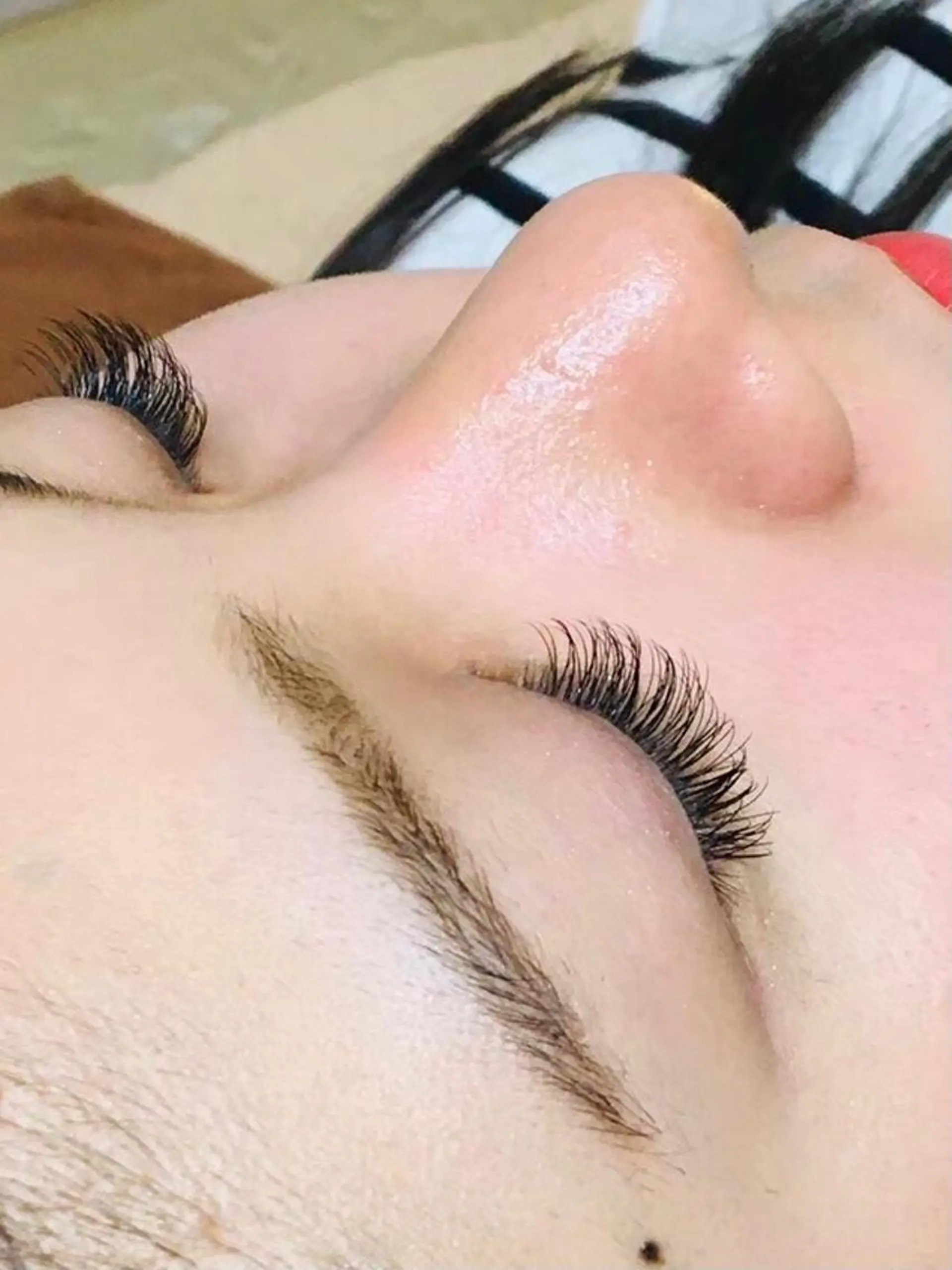 マツエク・マツパ 頭痛肩こりで悩むおとな女性専門ボディケアサロンねこもみ所属・札幌　頭痛肩こり解消 セラピストkaoriのエステ・リラクイメージ