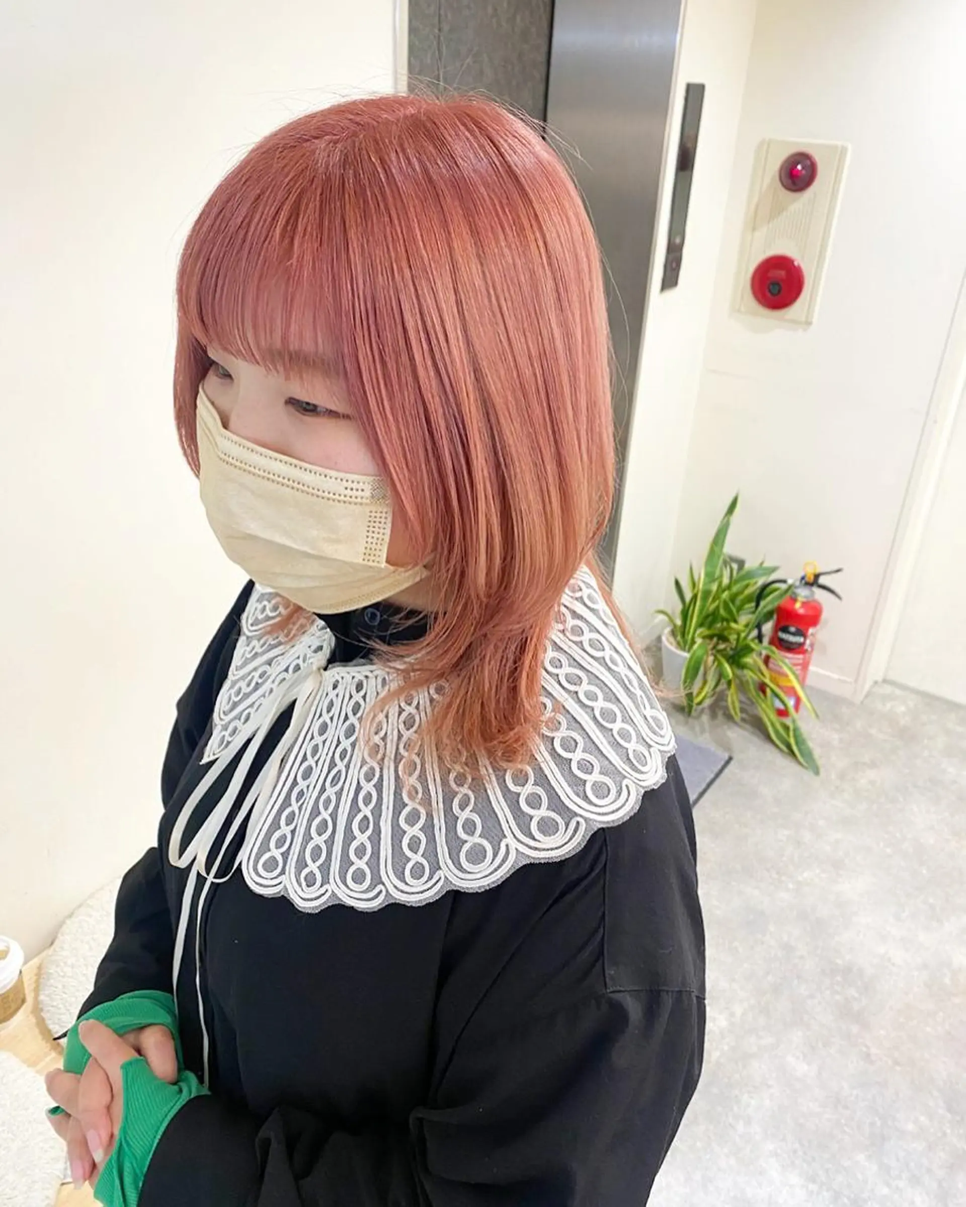 ミディアム カラー ヘアアレンジ ベージュカラー ブリーチ ピンクカラー ピンクベージュ ヘアカラー ボブ /ニュアンス/ satomi🧸💖のヘアスタイル