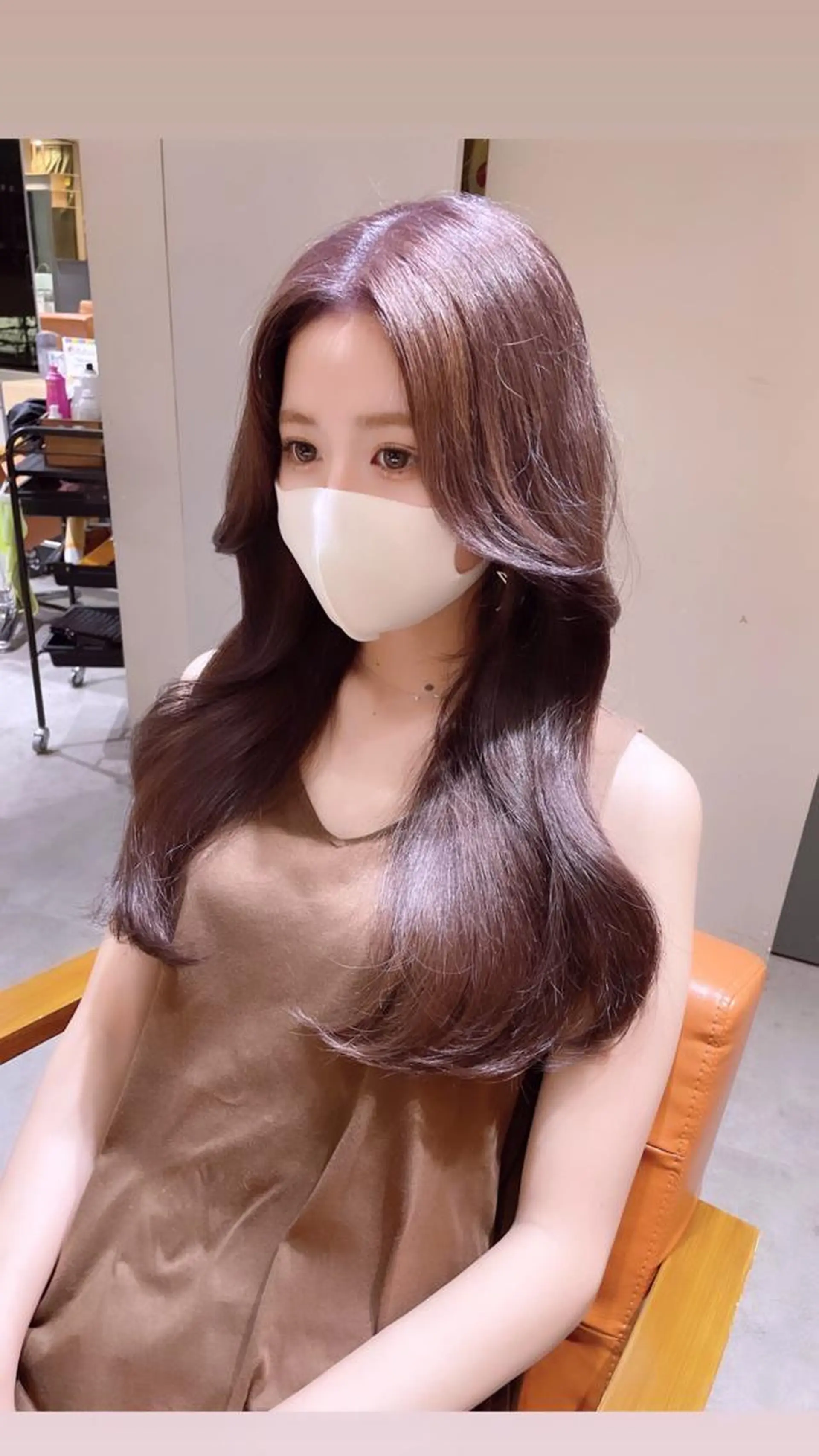 セミロング くびれヘア ヨシンモリ 韓国風ヘア 石山 洸平のヘアスタイル