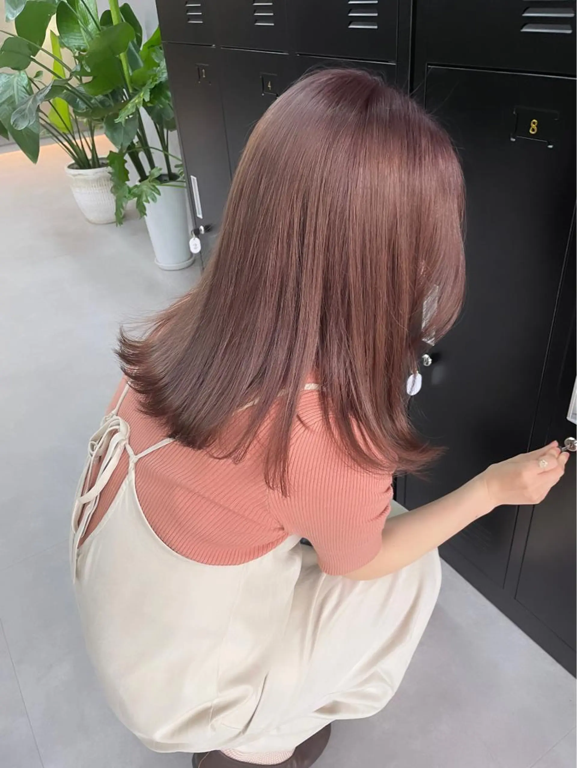 セミロング カラー ミルクティーベージュ ❤︎レイヤー　MIAのヘアスタイル