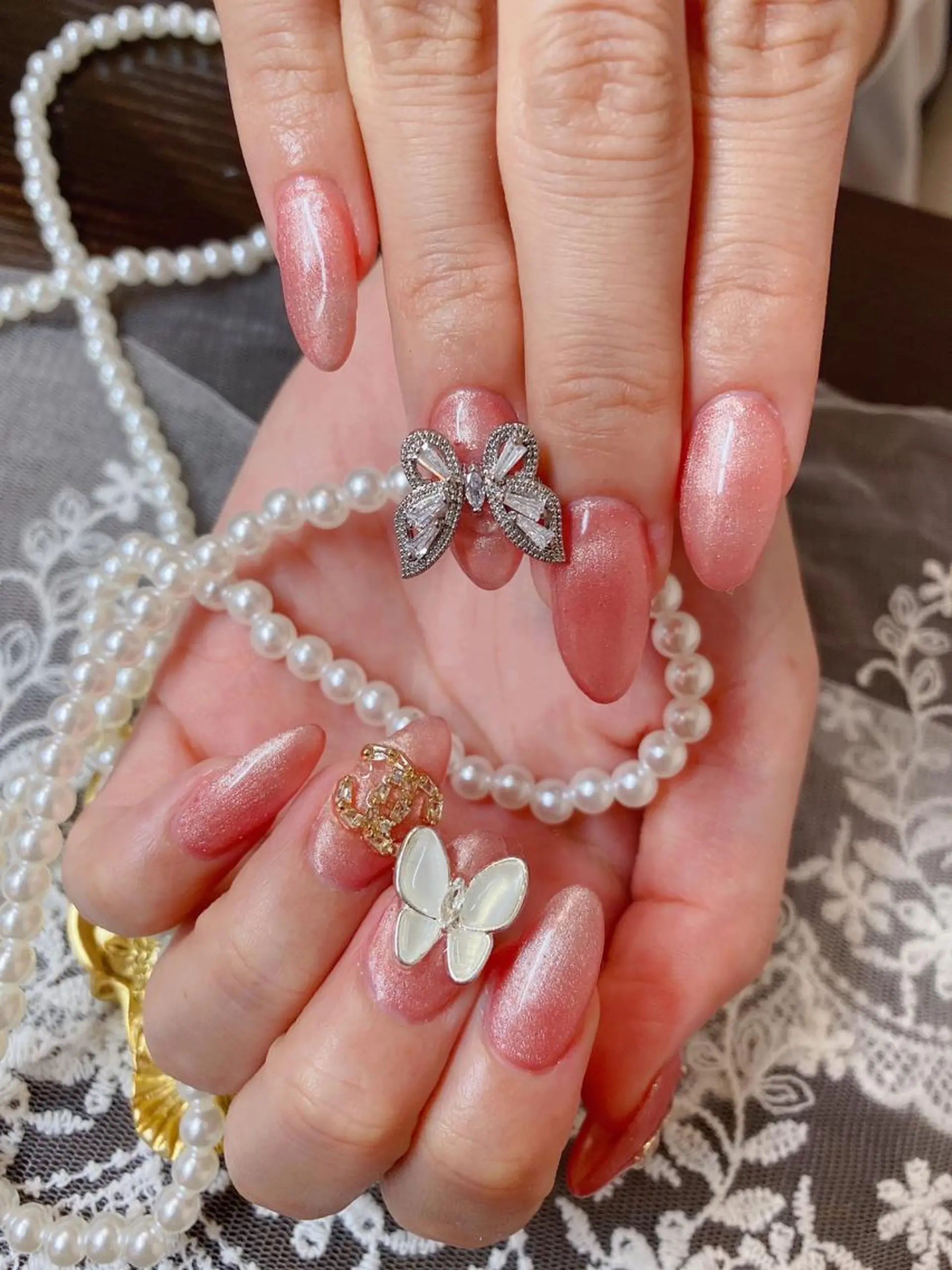 ネイル ハンドネイル VIVIAN リサのネイルデザイン