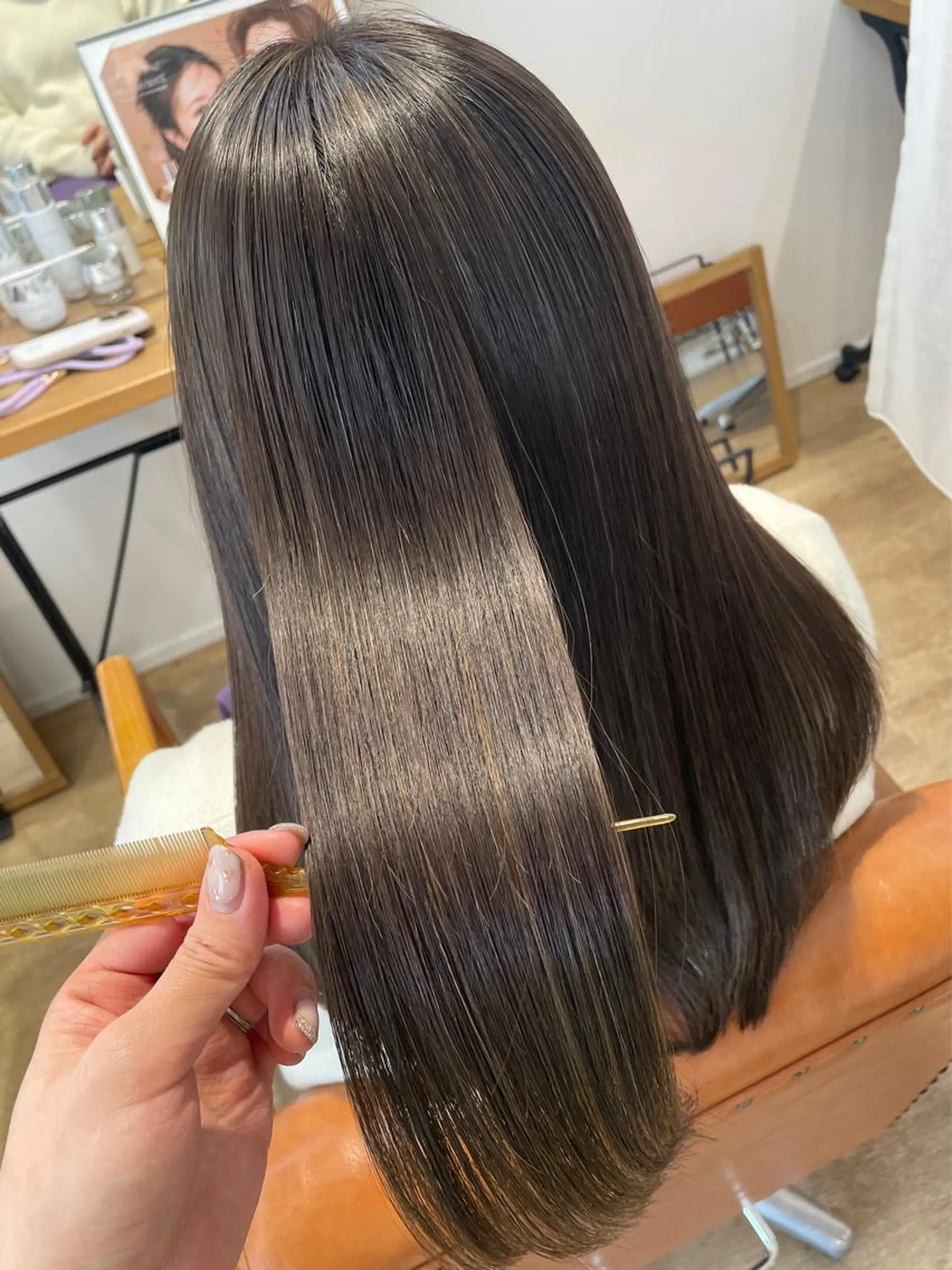 ロング 髪質改善 トリートメント 山内 利紗のヘアスタイル