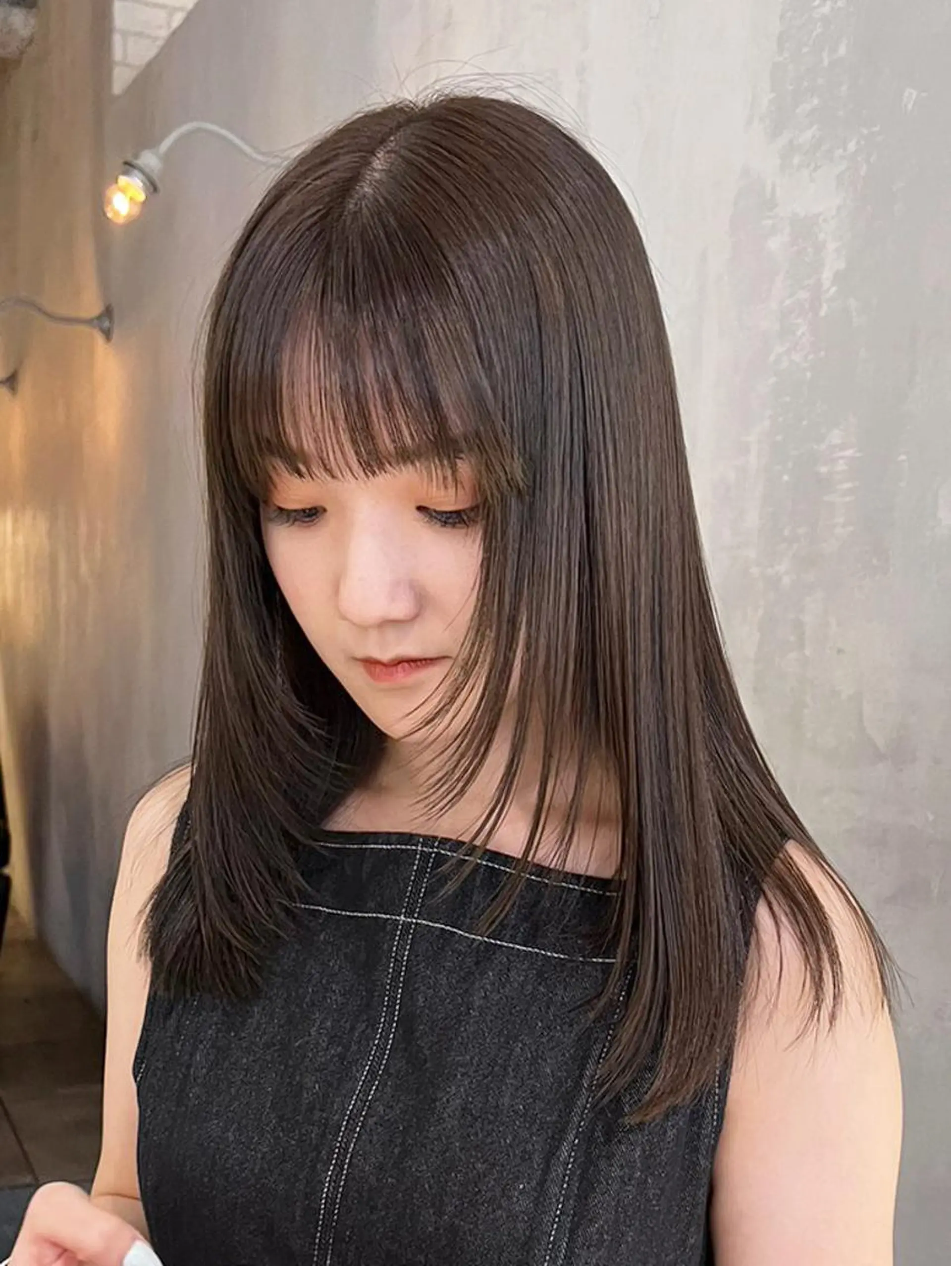 セミロング カラー 顔まわりレイヤー レイヤーカット ITbyALBUM 藤沢店のヘアスタイル