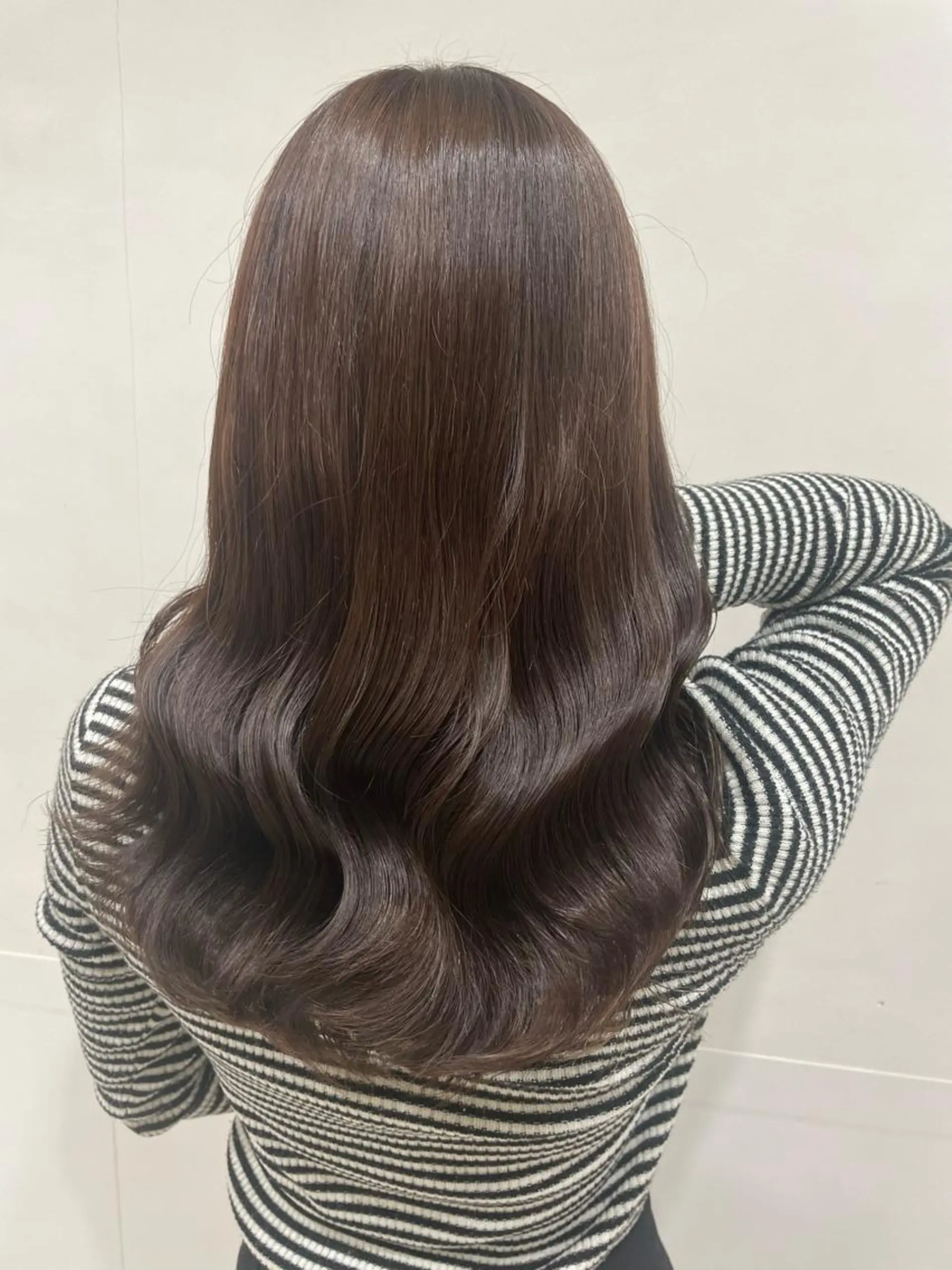 ロング カラー ヘアアレンジ メンズ アッシュ ベージュカラー ブラウンカラー 髪質改善 トリートメント ヘアカラー トリートメント ヘッドスパ ヘアセット 髪質改善カラー🦋 田村のヘアスタイル