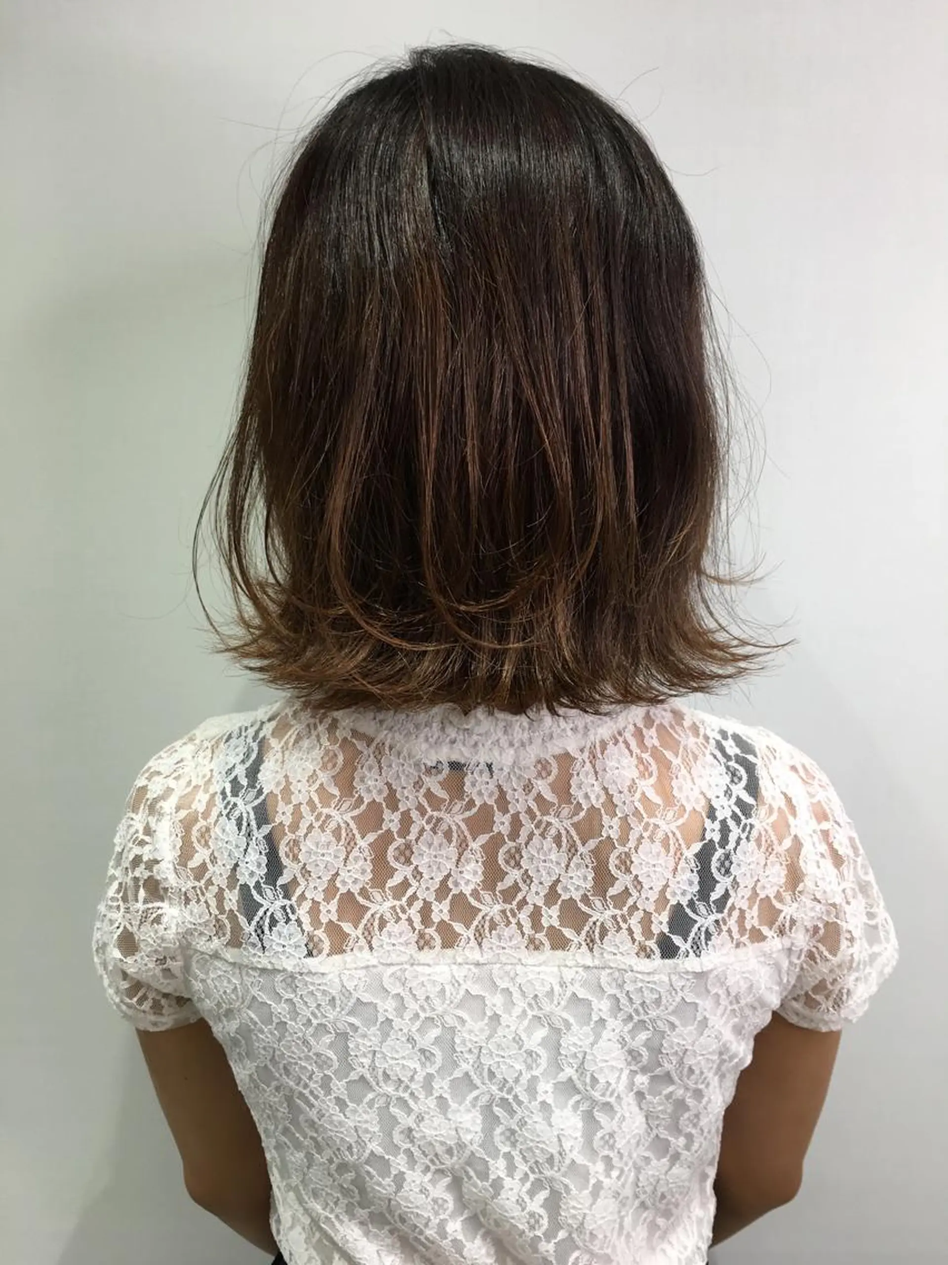 ミディアム カラー ヘアアレンジ ベージュカラー 寺内 紳悟のヘアスタイル