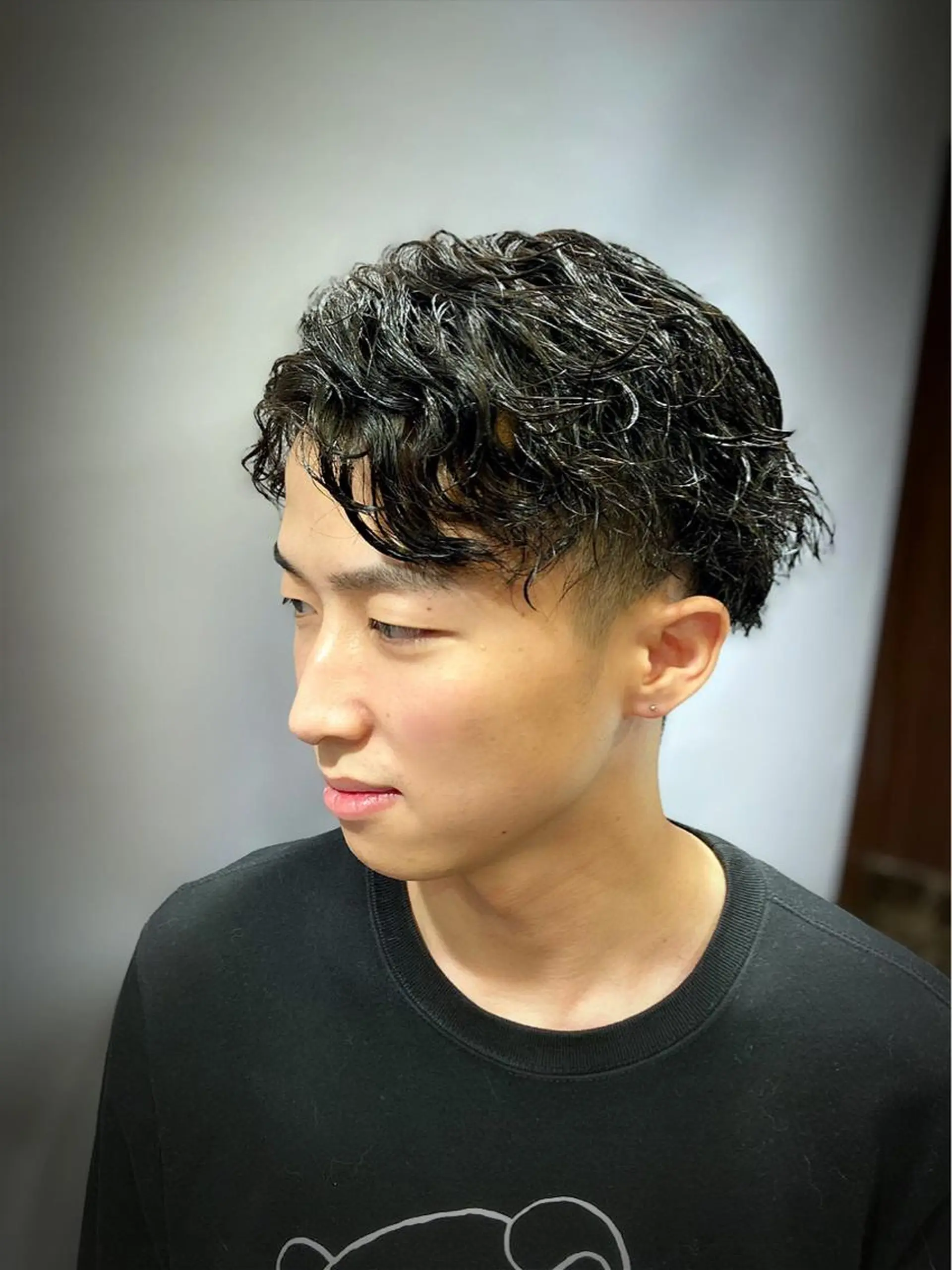 ミディアム パーマ メンズ メンズ特化美容師 井上大輔のヘアスタイル