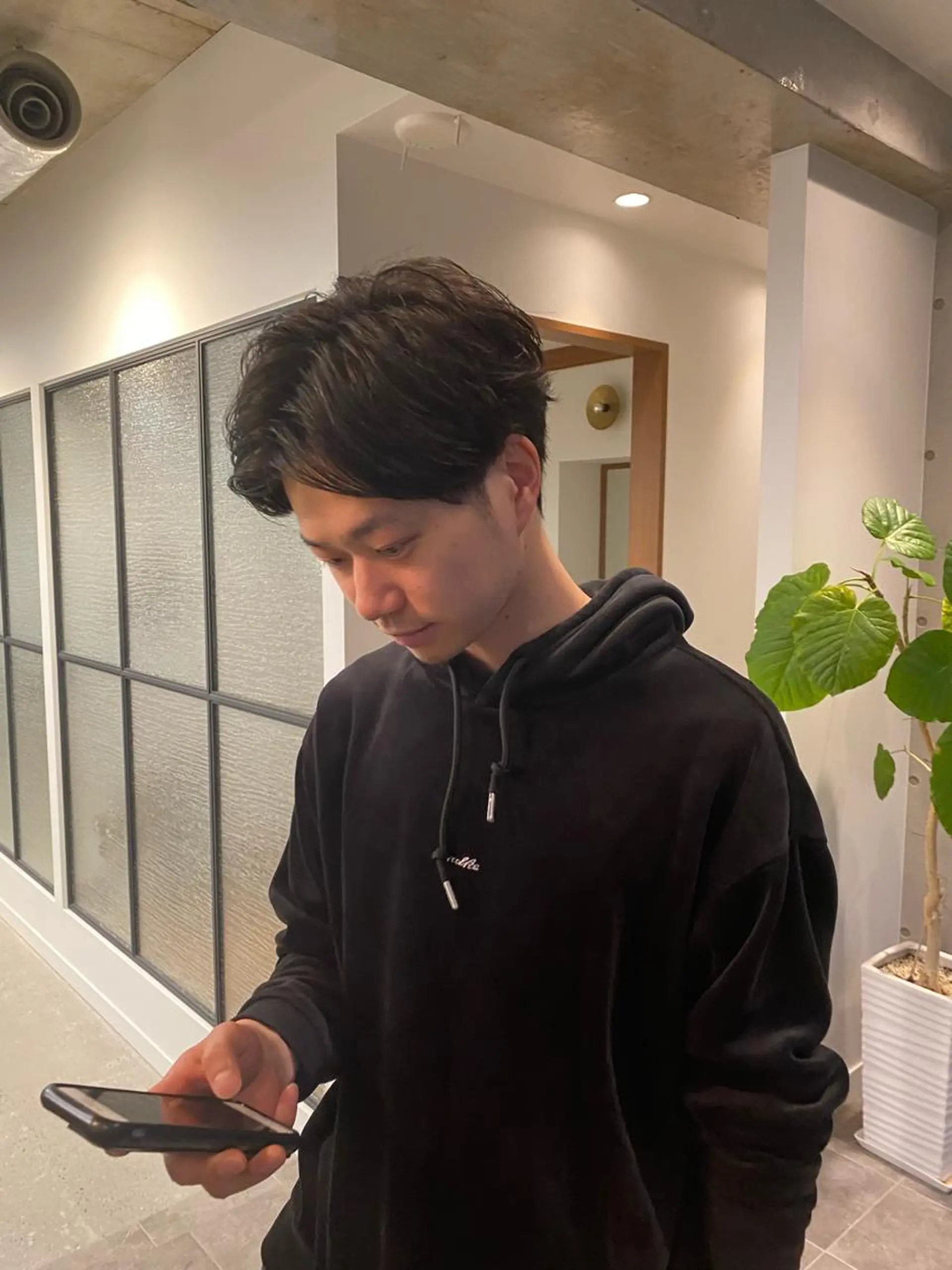 ショート メンズ 髪質改善/縮毛矯正/ 透明感カラーYUMAのヘアスタイル