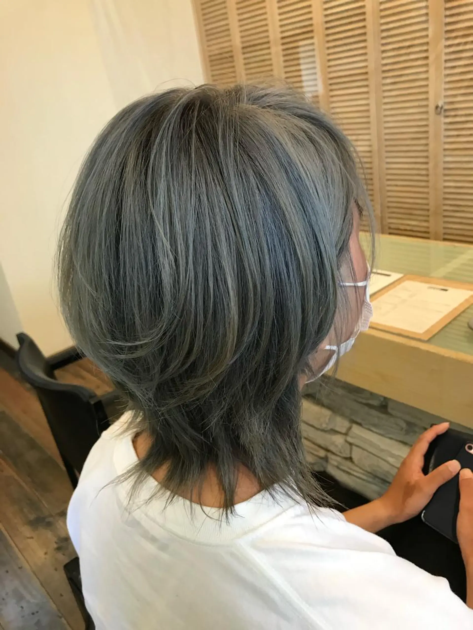 ミディアム カラー メンズ 中川 茜里のヘアスタイル