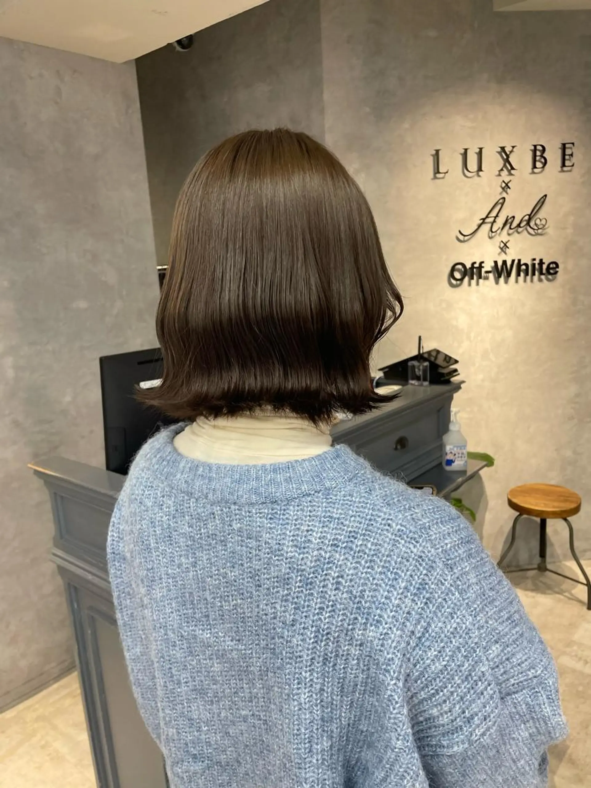 ミディアム Cielro/ダブル カラー/西田咲希のヘアスタイル