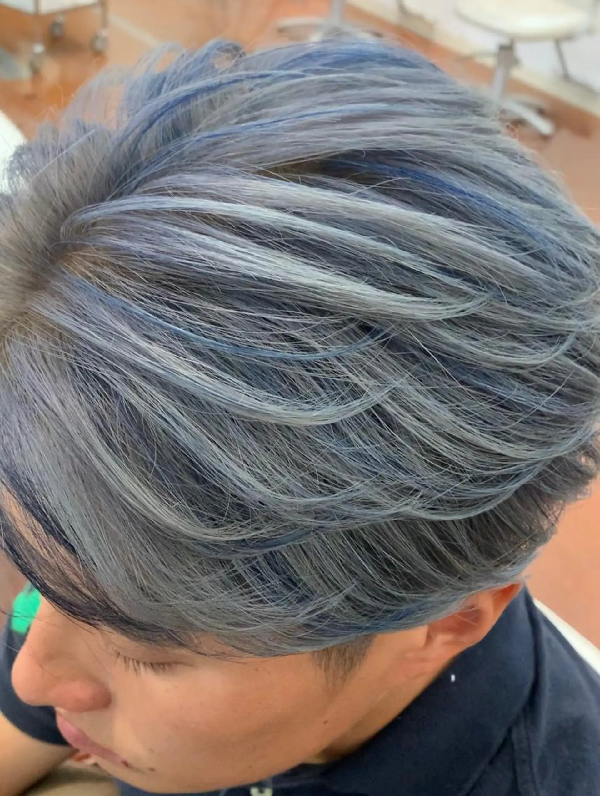 カラー メンズ メンズハイライト ブルーカラー ハイライトカラー メンズパーマ/ 新潟駅/佐藤裕のヘアスタイル