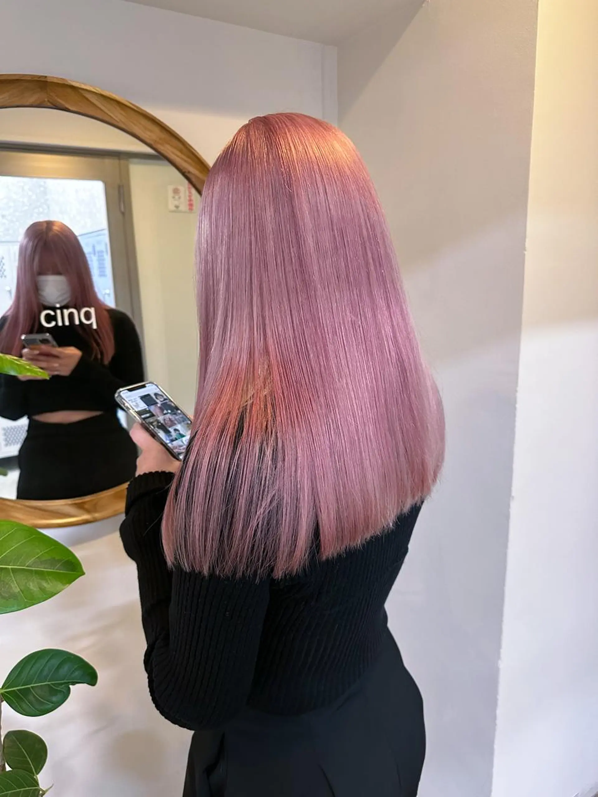 セミロング カラー ピンクカラー ハイライト🌟/ ボブ/豊田のヘアスタイル