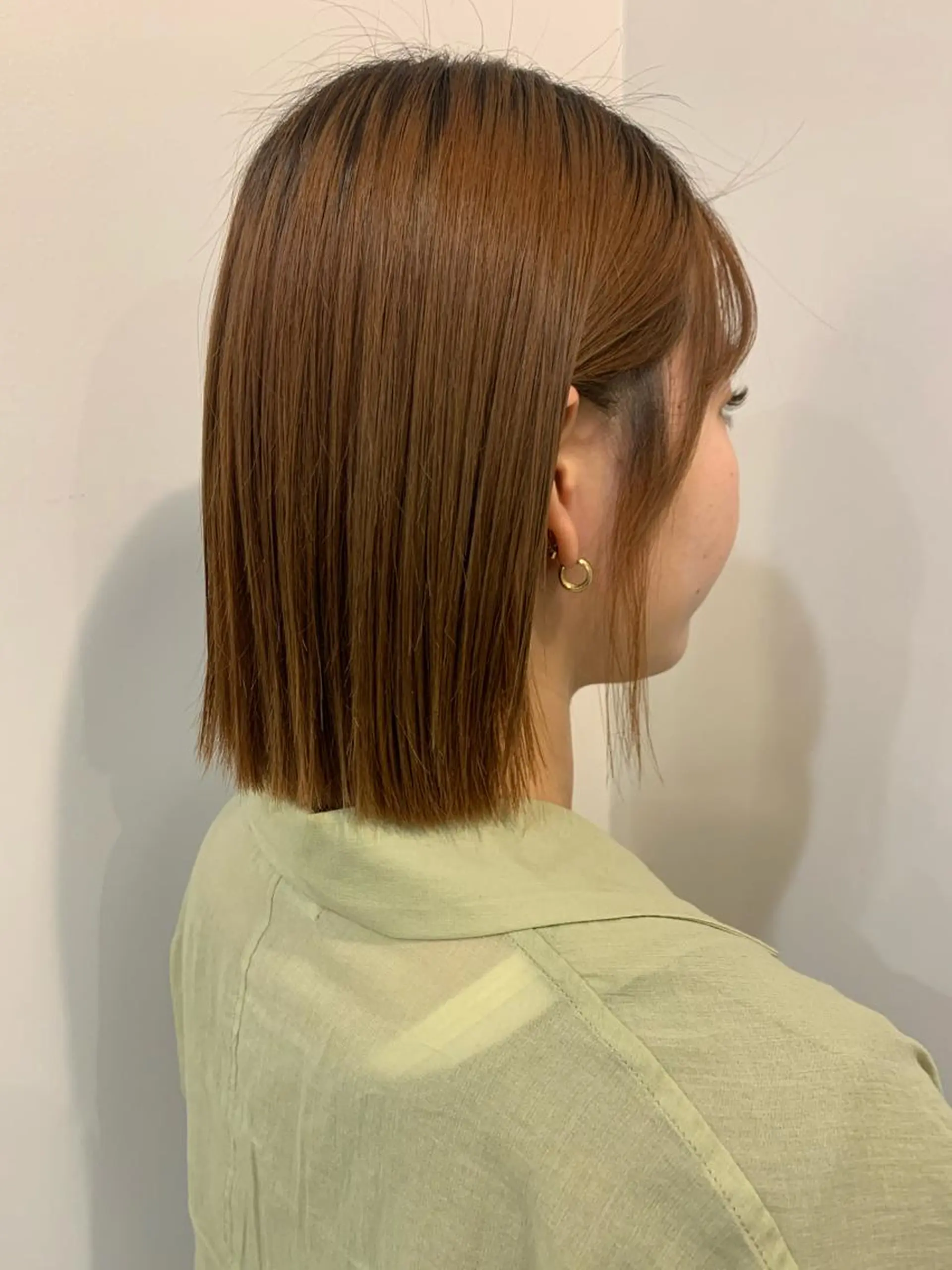 ミディアム カラー オレンジ Lolonois梅田 /Okazaki:)のヘアスタイル