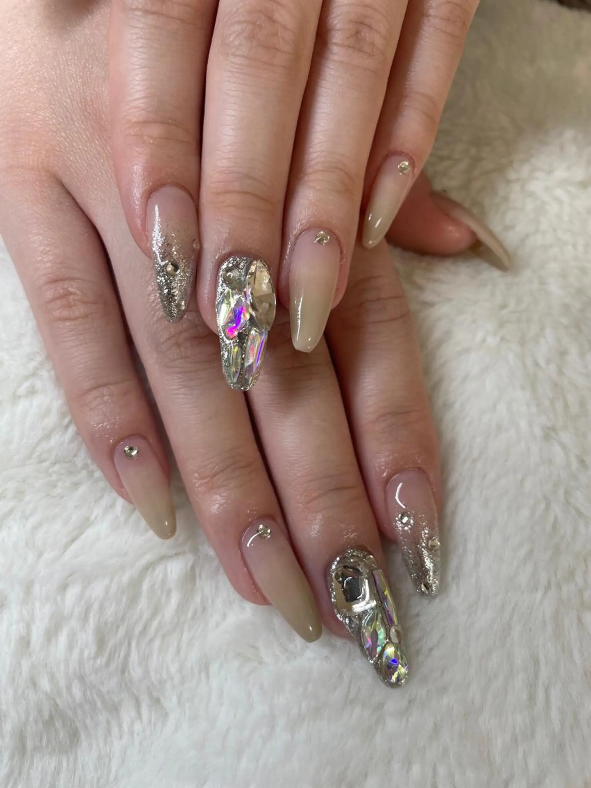 ネイル ハンドネイル 荒井 海輝のネイルデザイン