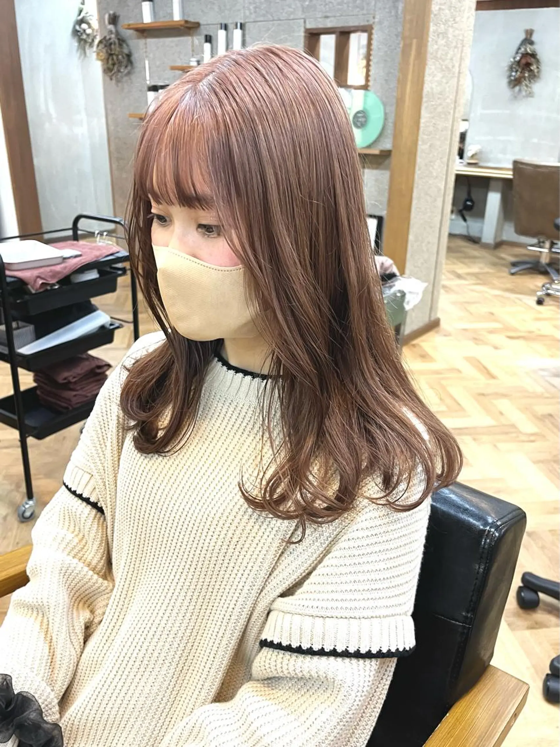 セミロング カラー ヘアアレンジ ベージュカラー ブリーチ ピンクカラー ena/ブリーチなし 透明感・レイヤー🎀のヘアスタイル