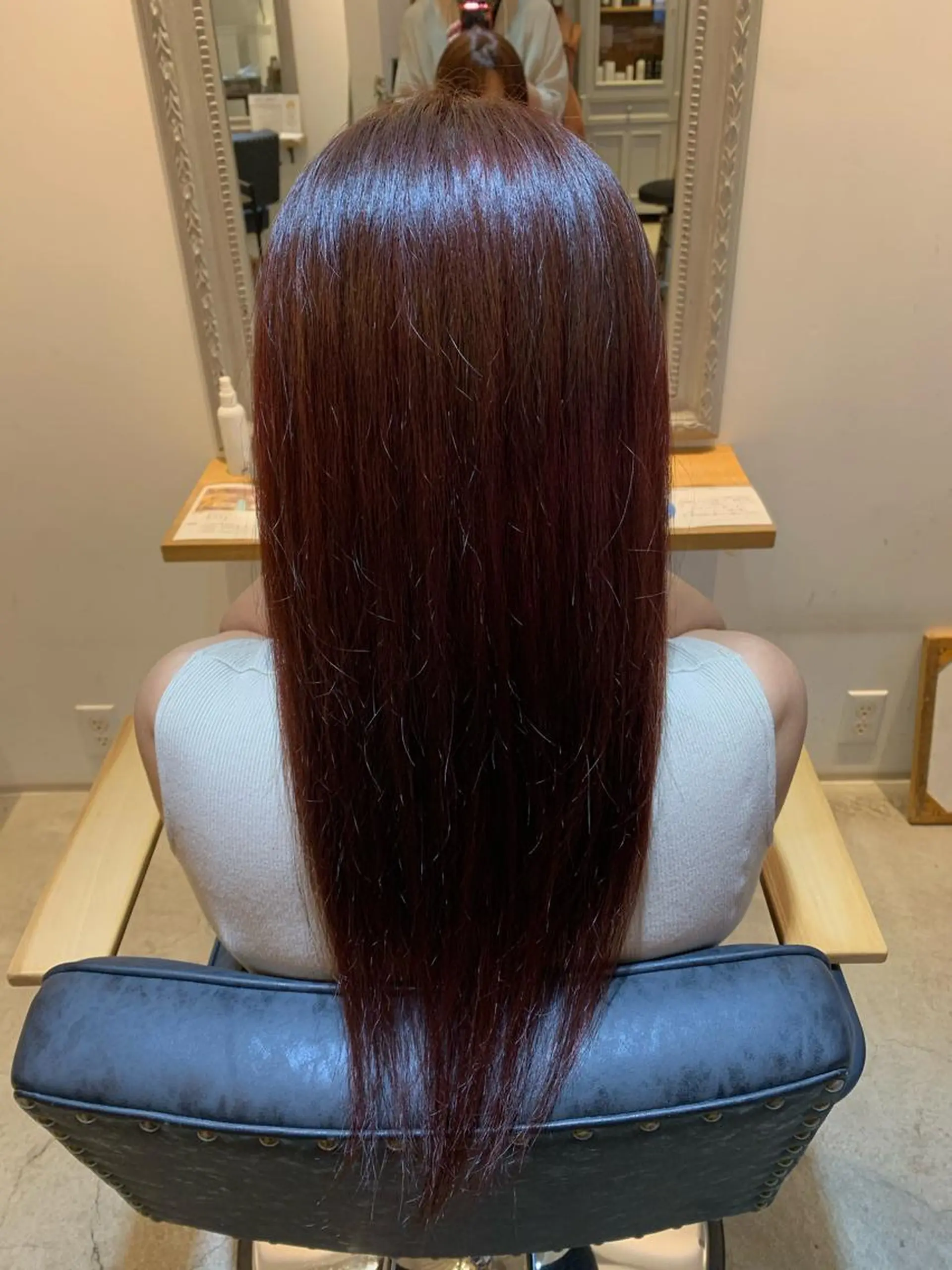 ロング カラー 湯川 未咲希のヘアスタイル