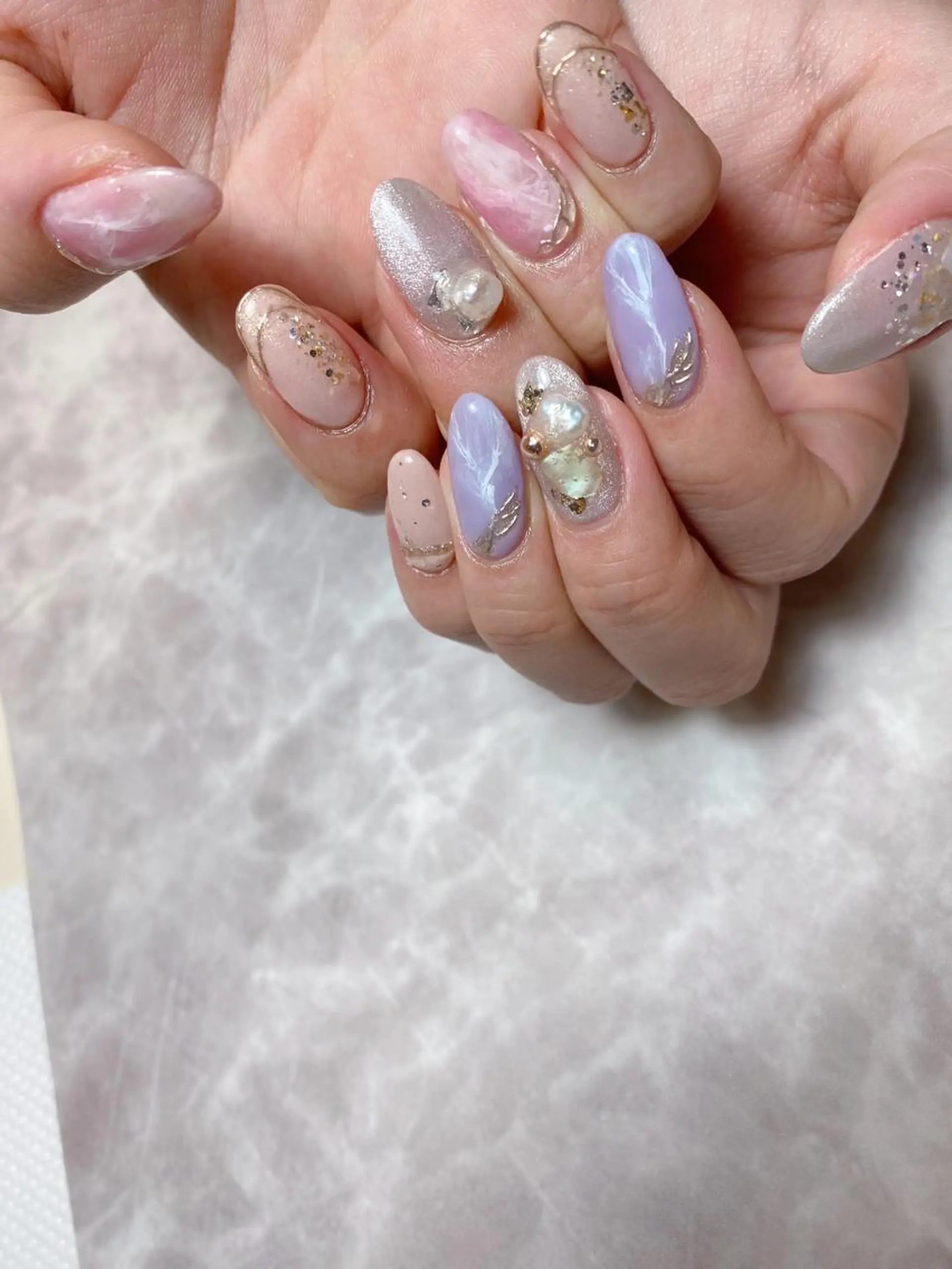 ネイル ハンドネイル ハンドケア 🌿Charme🌿 MAIのネイルデザイン