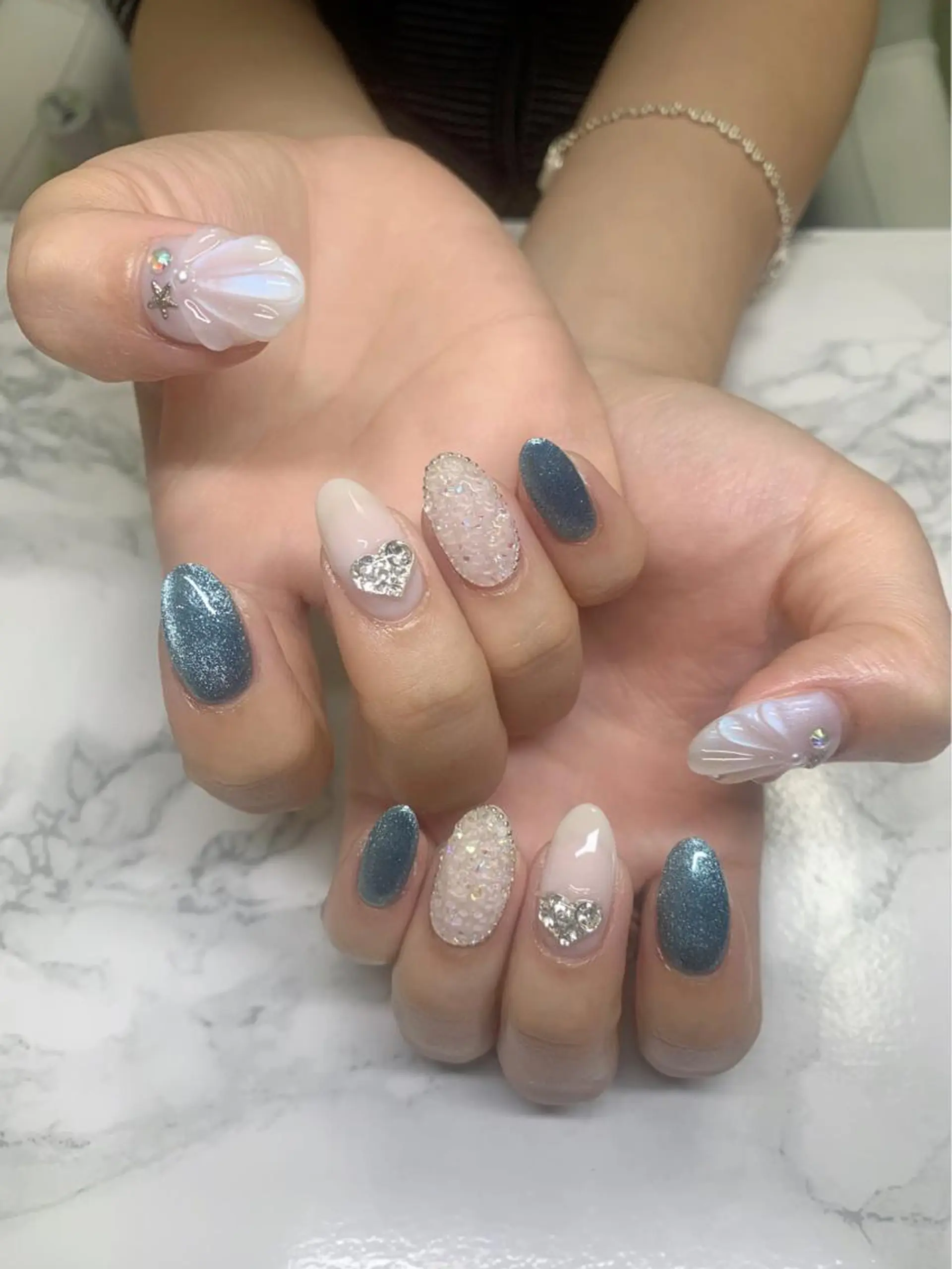 ネイル はな💎ネイル ワンホン、長さ出しのネイルデザイン