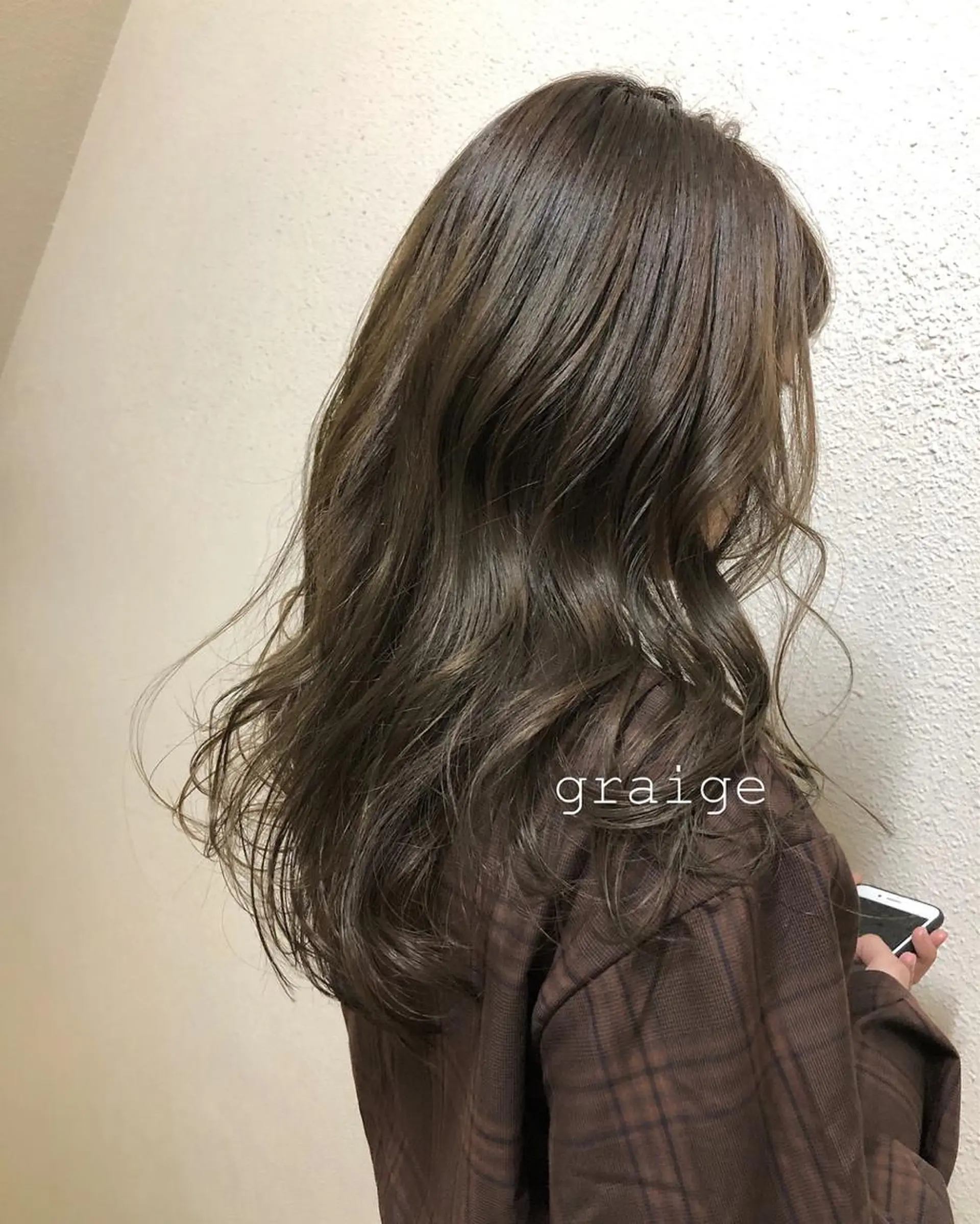 セミロング カラー カット ヘアカラー トリートメント ツキノキ ミナのヘアスタイル