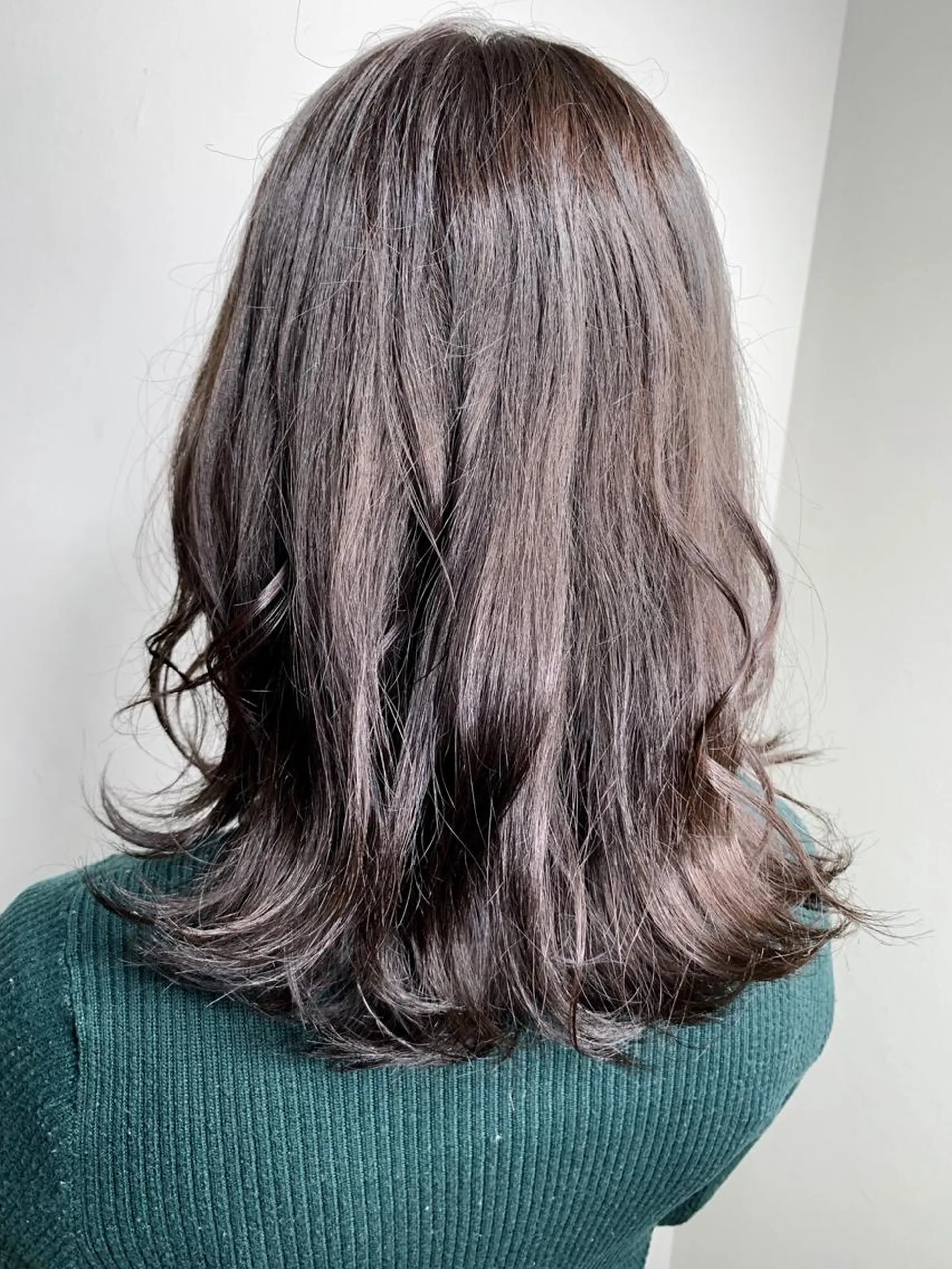 ミディアム カラー グレージュ 🌈 DAIKI 🌈のヘアスタイル