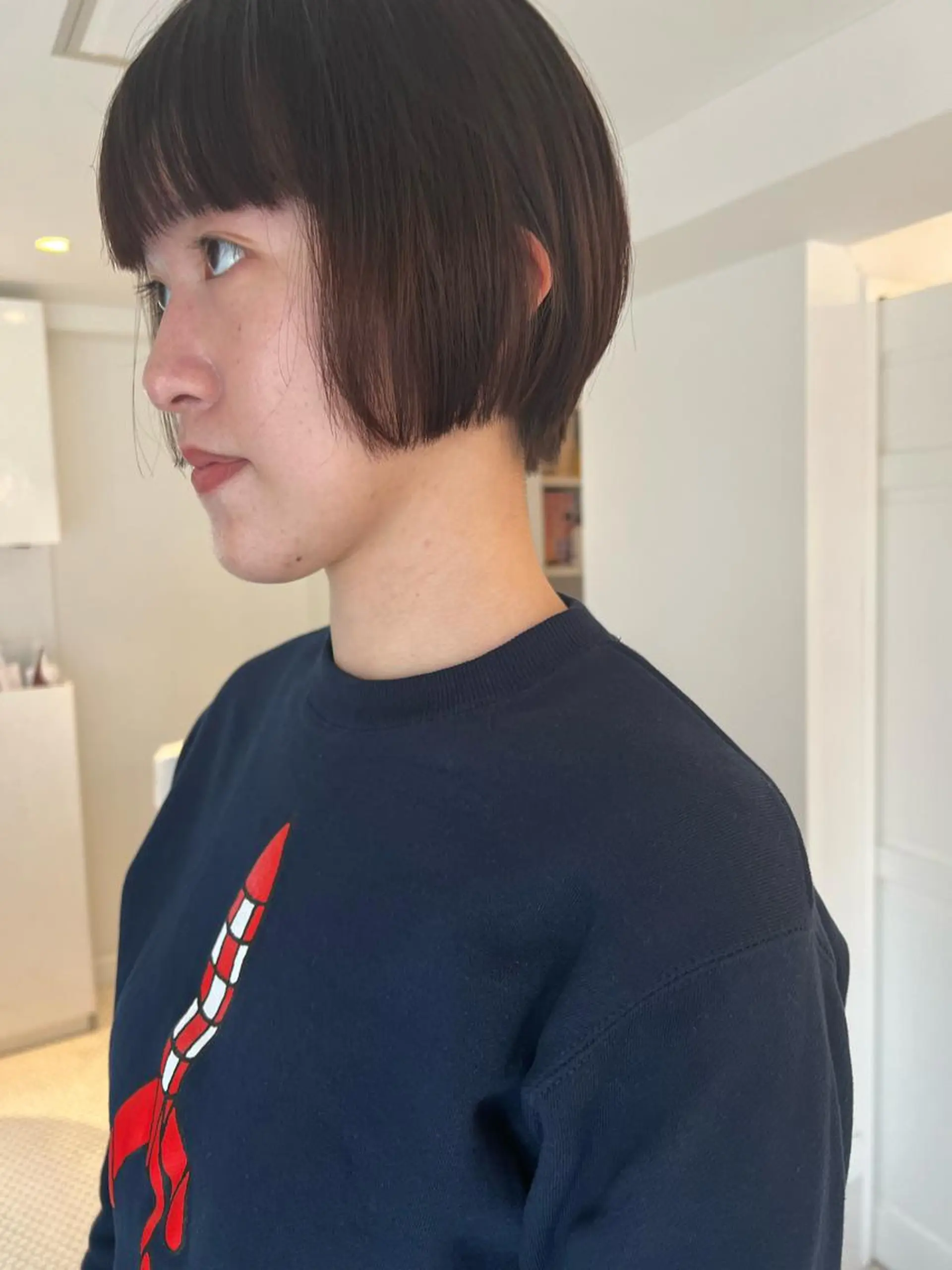 ショート ブリーチカラー🎀 韓国風/寺門美優のヘアスタイル