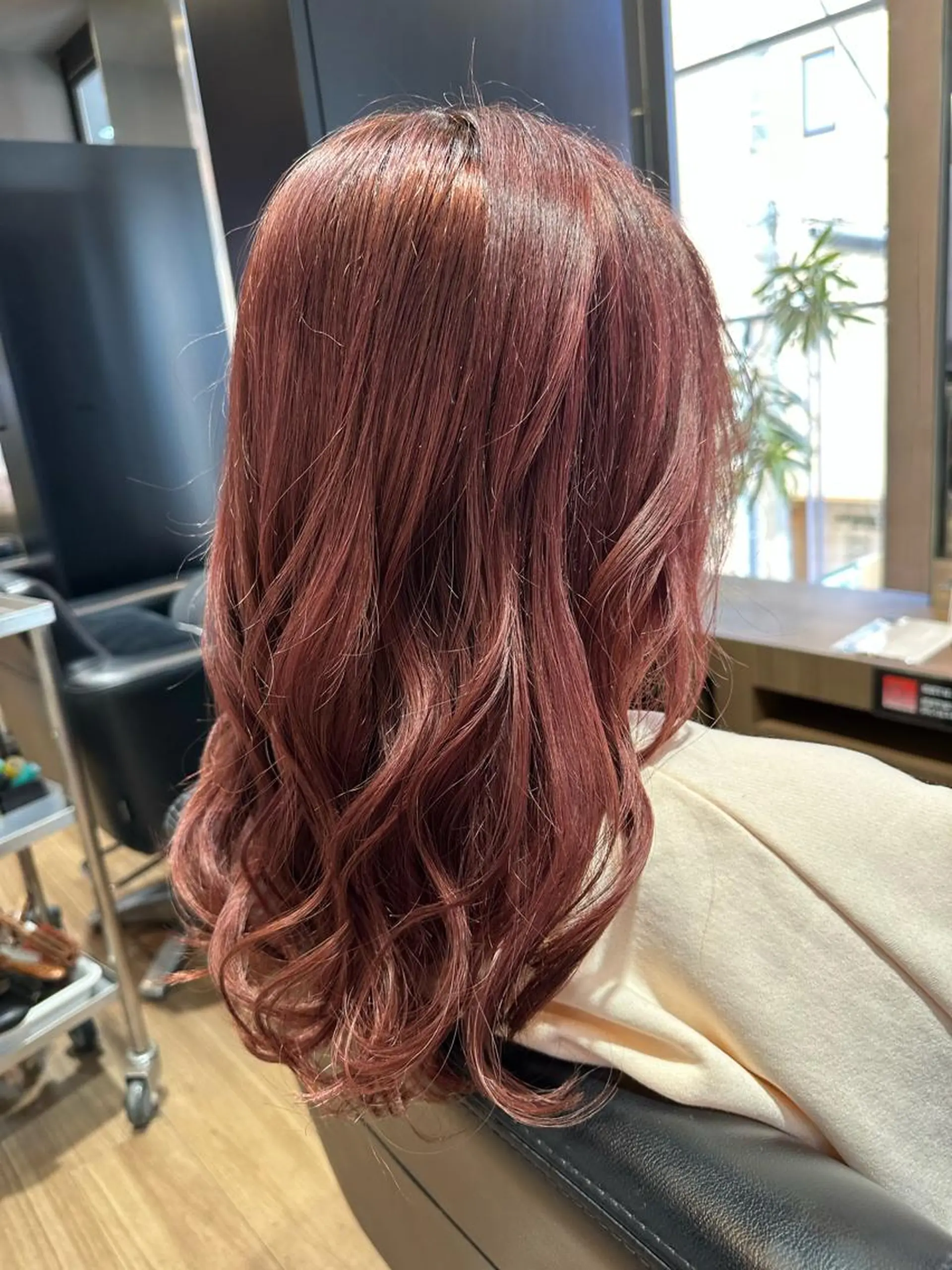 セミロング ピンクラベンダー ヘアカラー トリートメント 丸山 亜加理のヘアスタイル