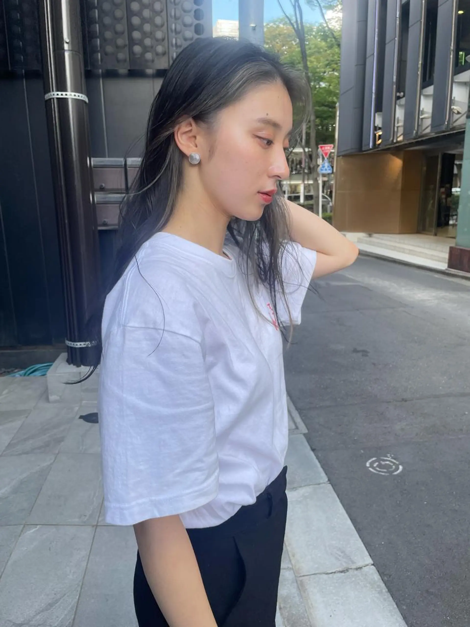ロング ヘアカラー うる艶ヘア💐 艶ハイトーン💐彩夏のヘアスタイル