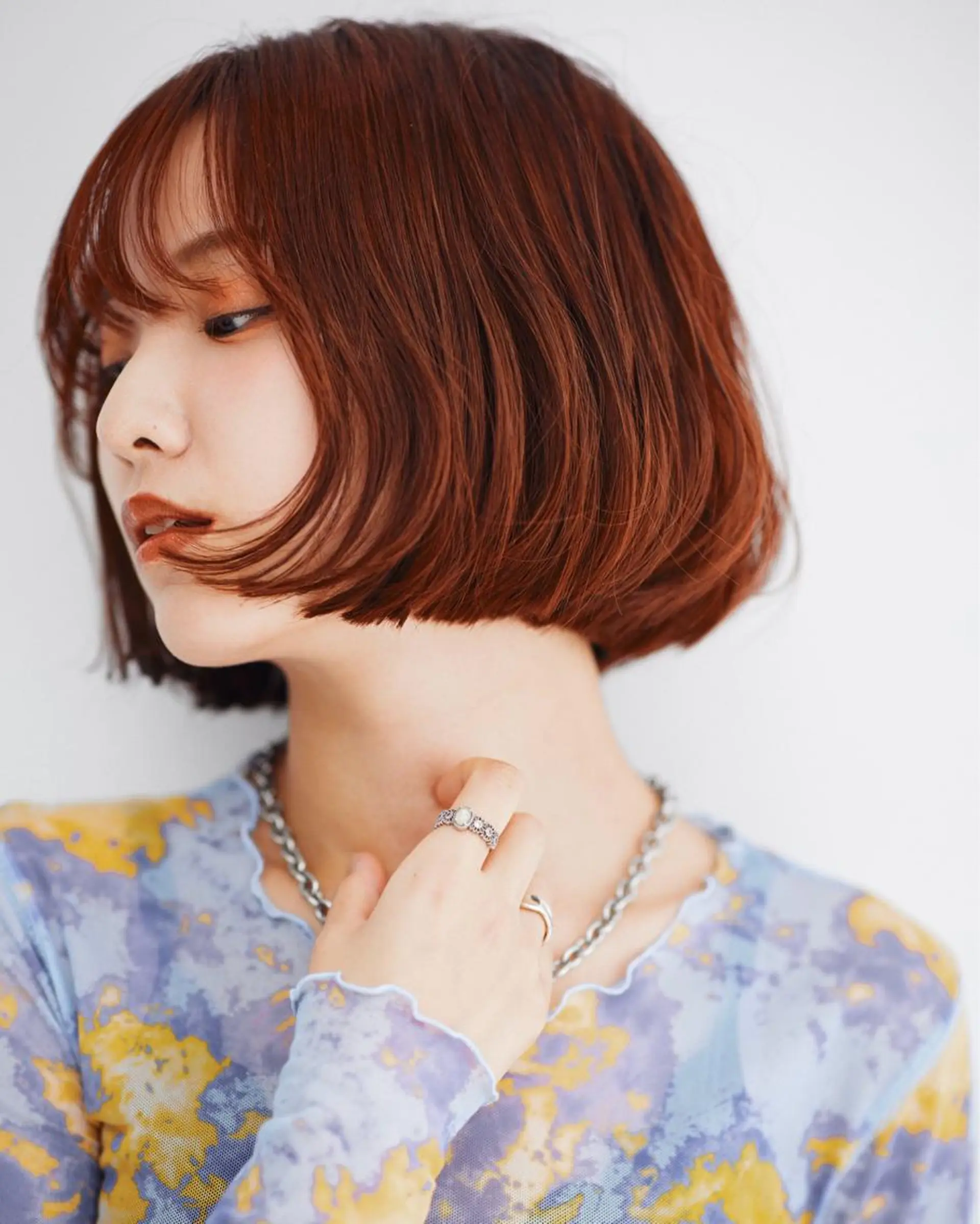 カラー ブリーチ オレンジ 阪口 依美奈のヘアスタイル