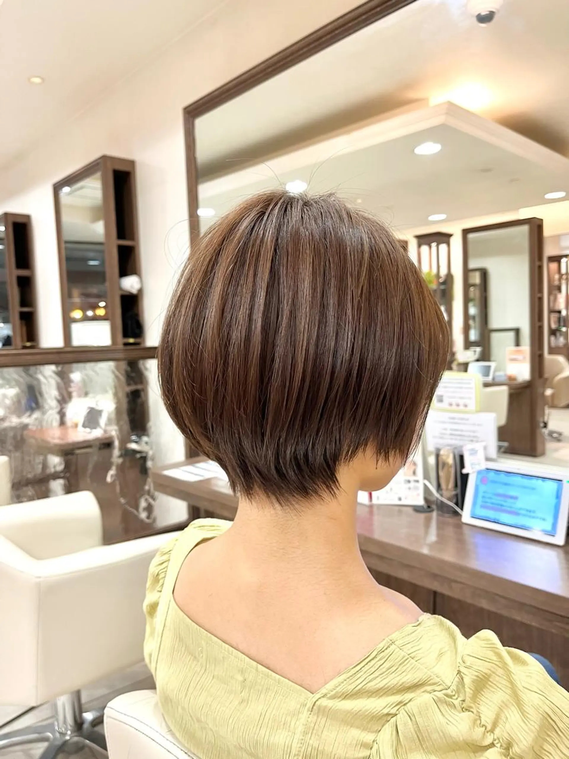 ショート ショートヘア 小顔カット カット トリートメント ✨髪質改善・縮毛矯正 専門美容室マーベルのヘアスタイル