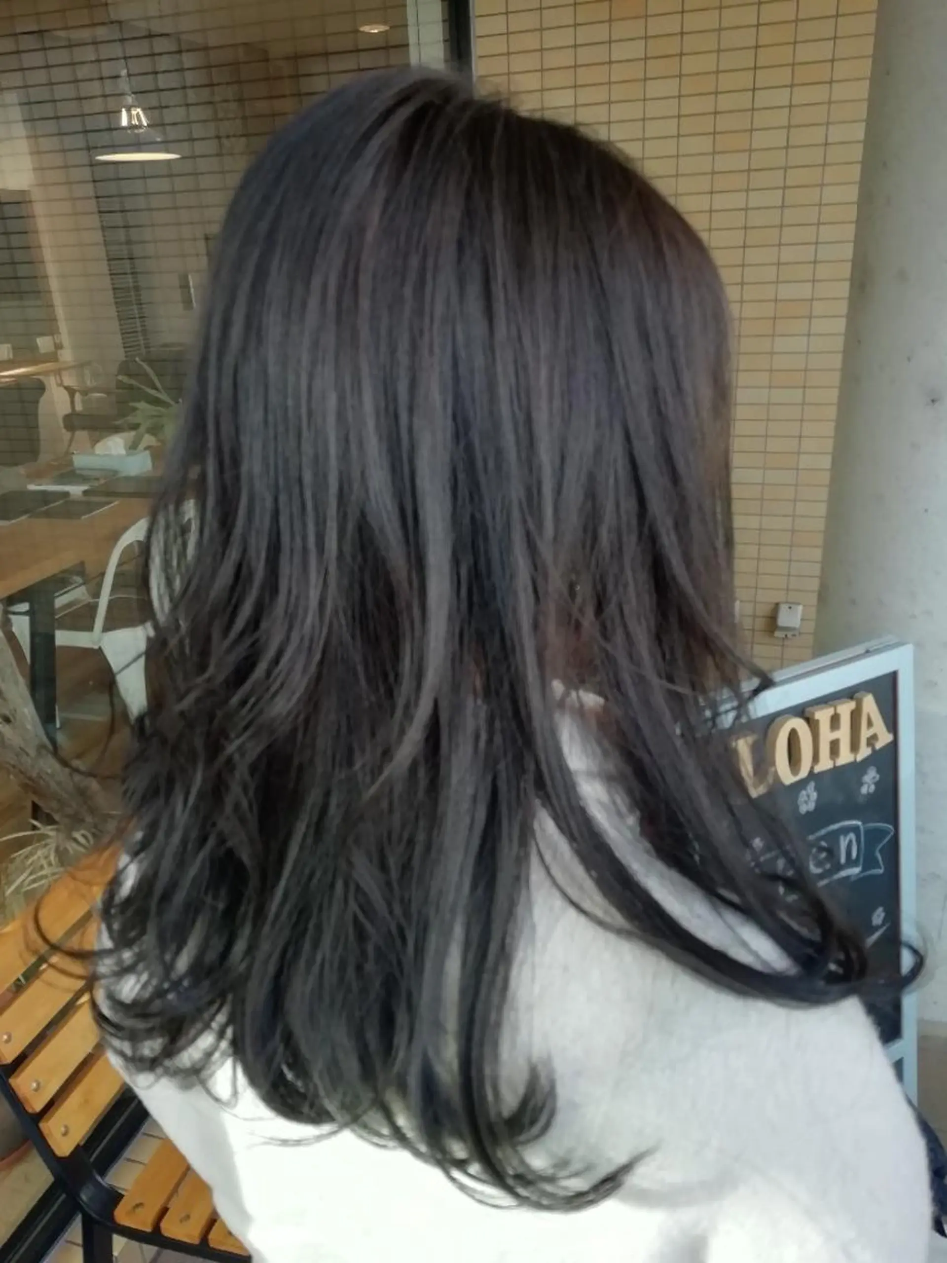 カラー アッシュ 堀 望美のヘアスタイル