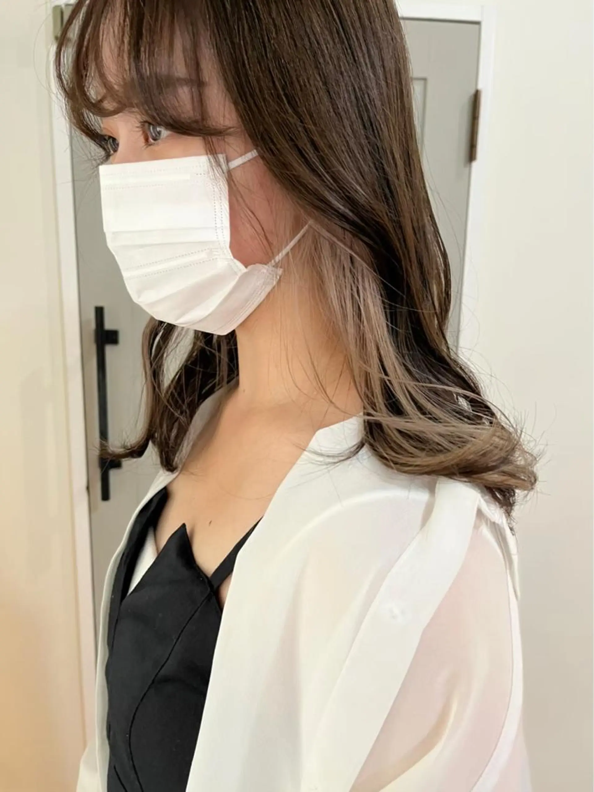 ロング 髪質改善・ハイトーン 🌈SENAのヘアスタイル