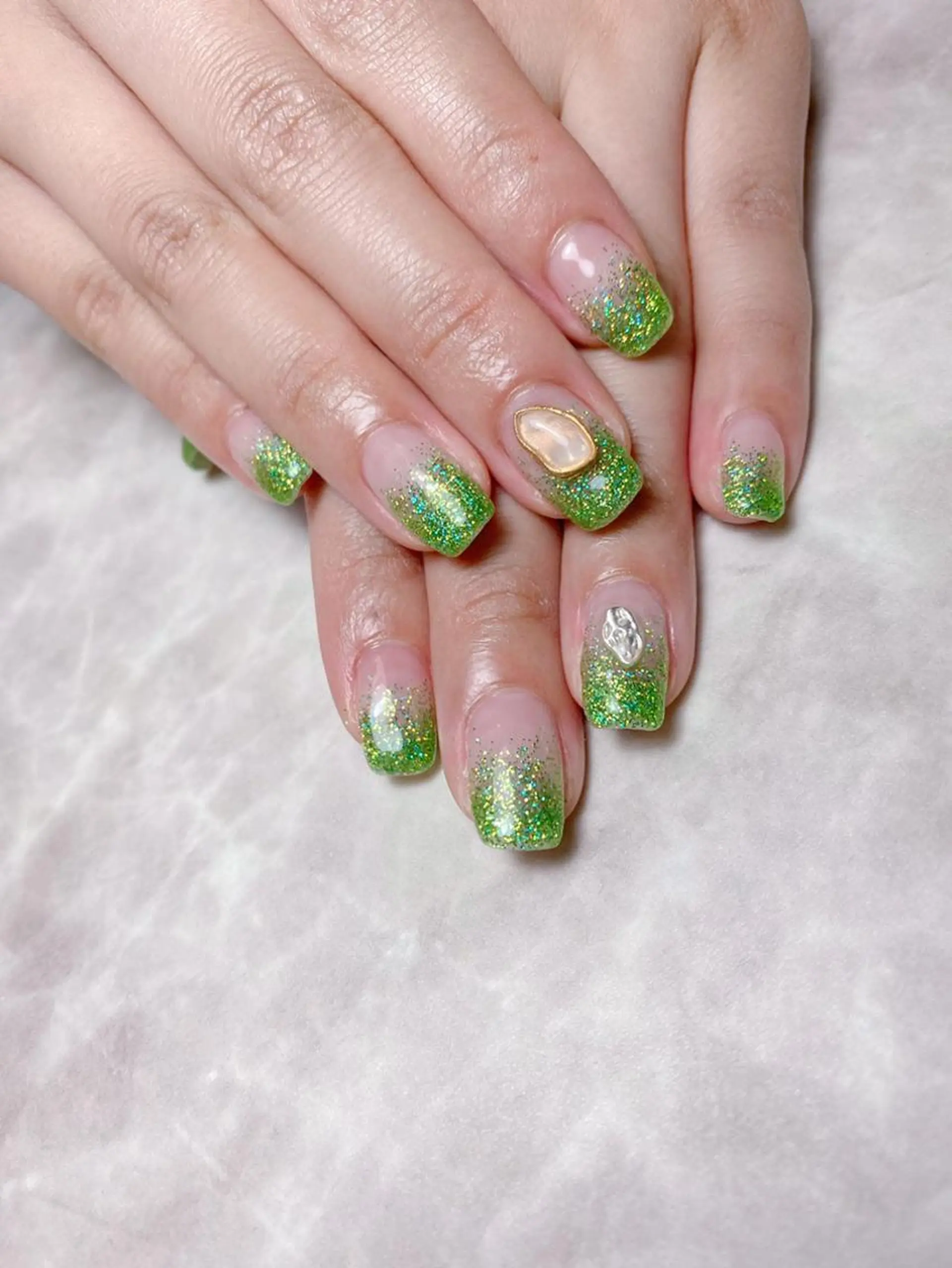 ネイル ハンドネイル ハンドケア 🌿Charme🌿 MAIのネイルデザイン