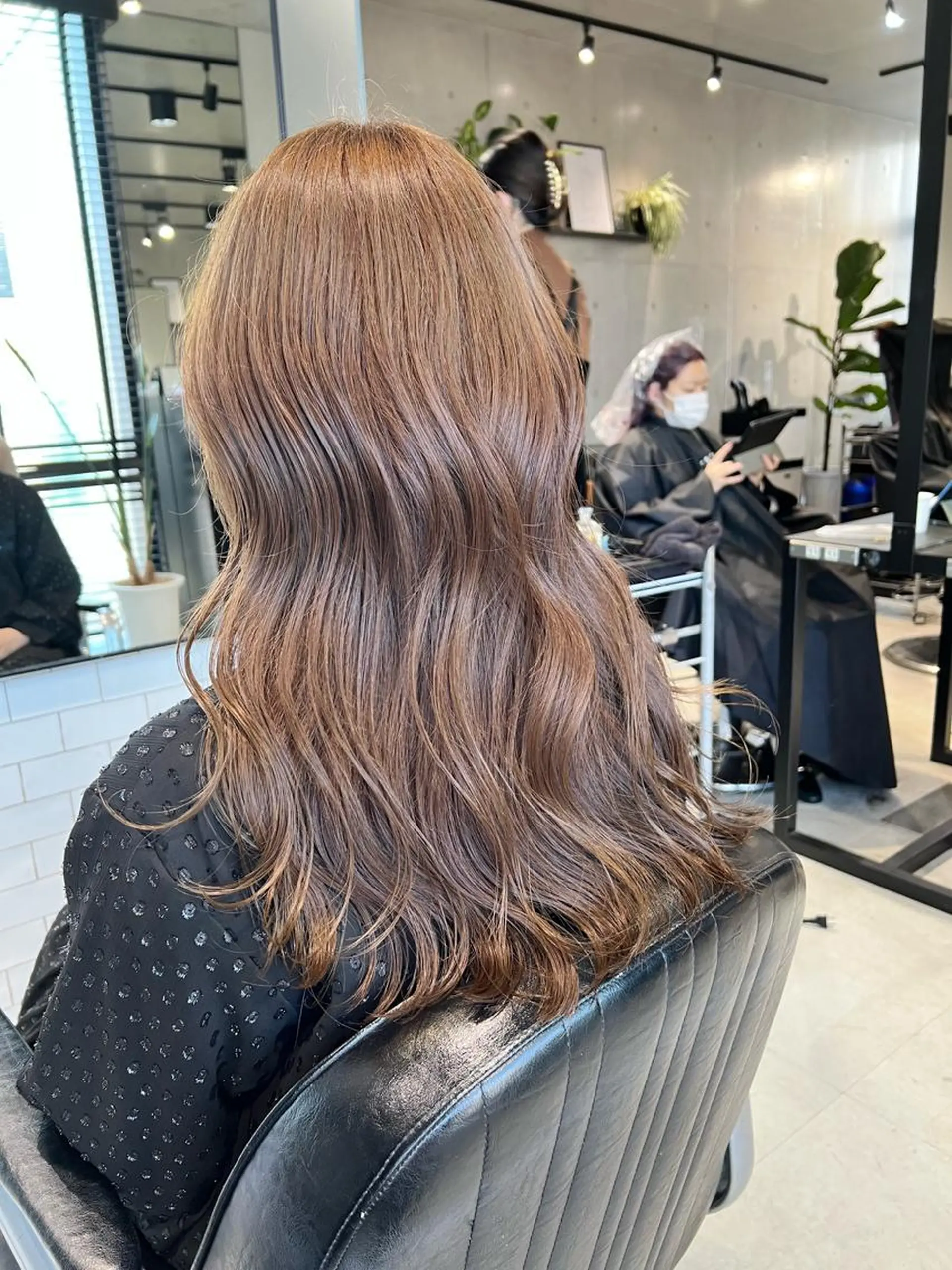 ロング カラー カット ヘアカラー トリートメント 赤みゼロ/透明感 カラー🌿KANTAのヘアスタイル