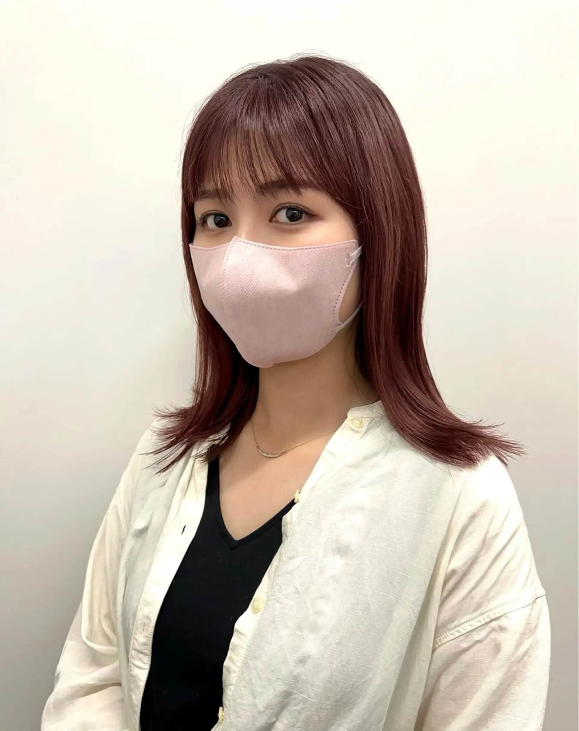 セミロング カット ヘアカラー 三輪 恭平のヘアスタイル