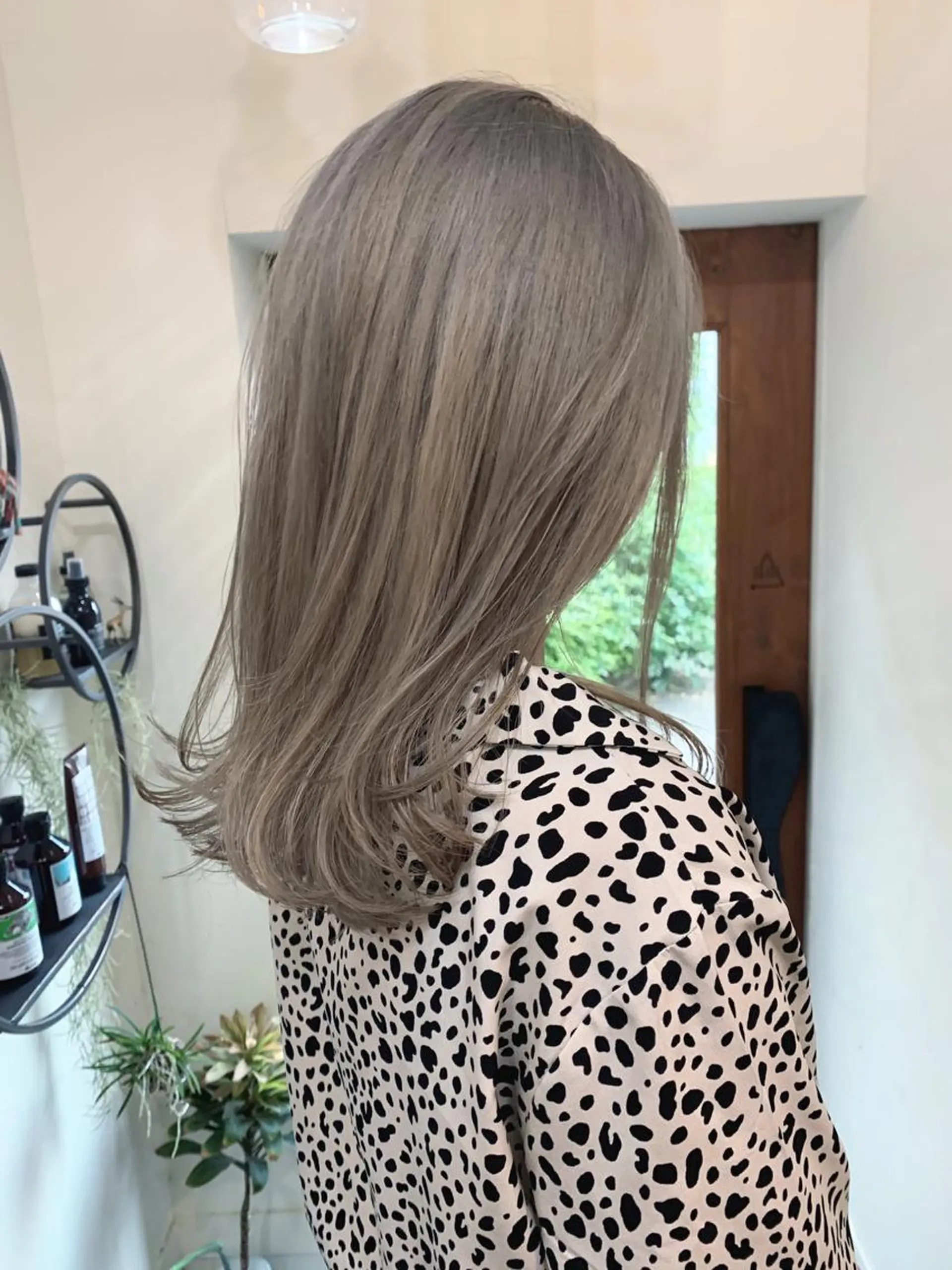 ミディアム おおたけ あゆみのヘアスタイル