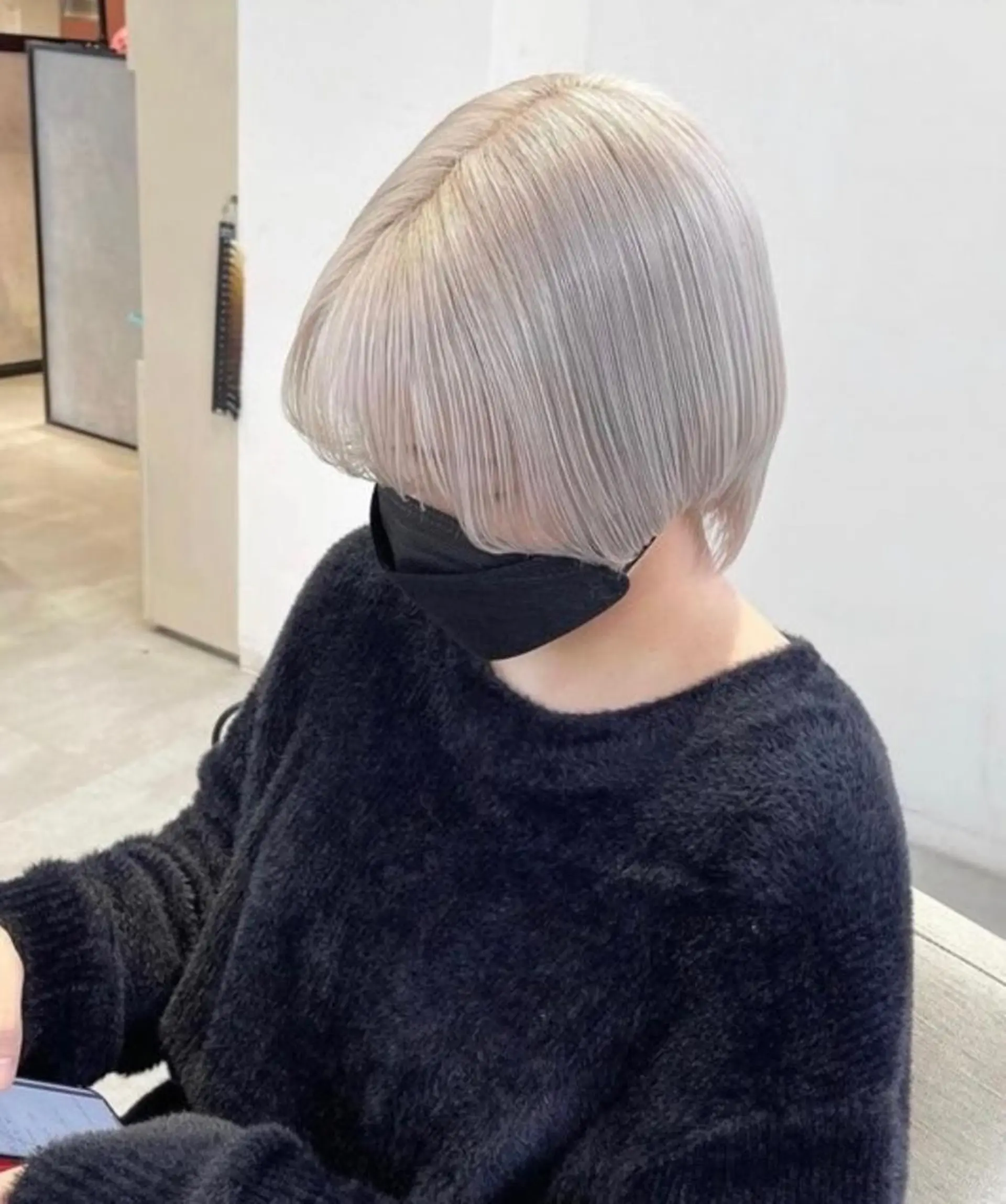 ショート まるおか あやかのヘアスタイル