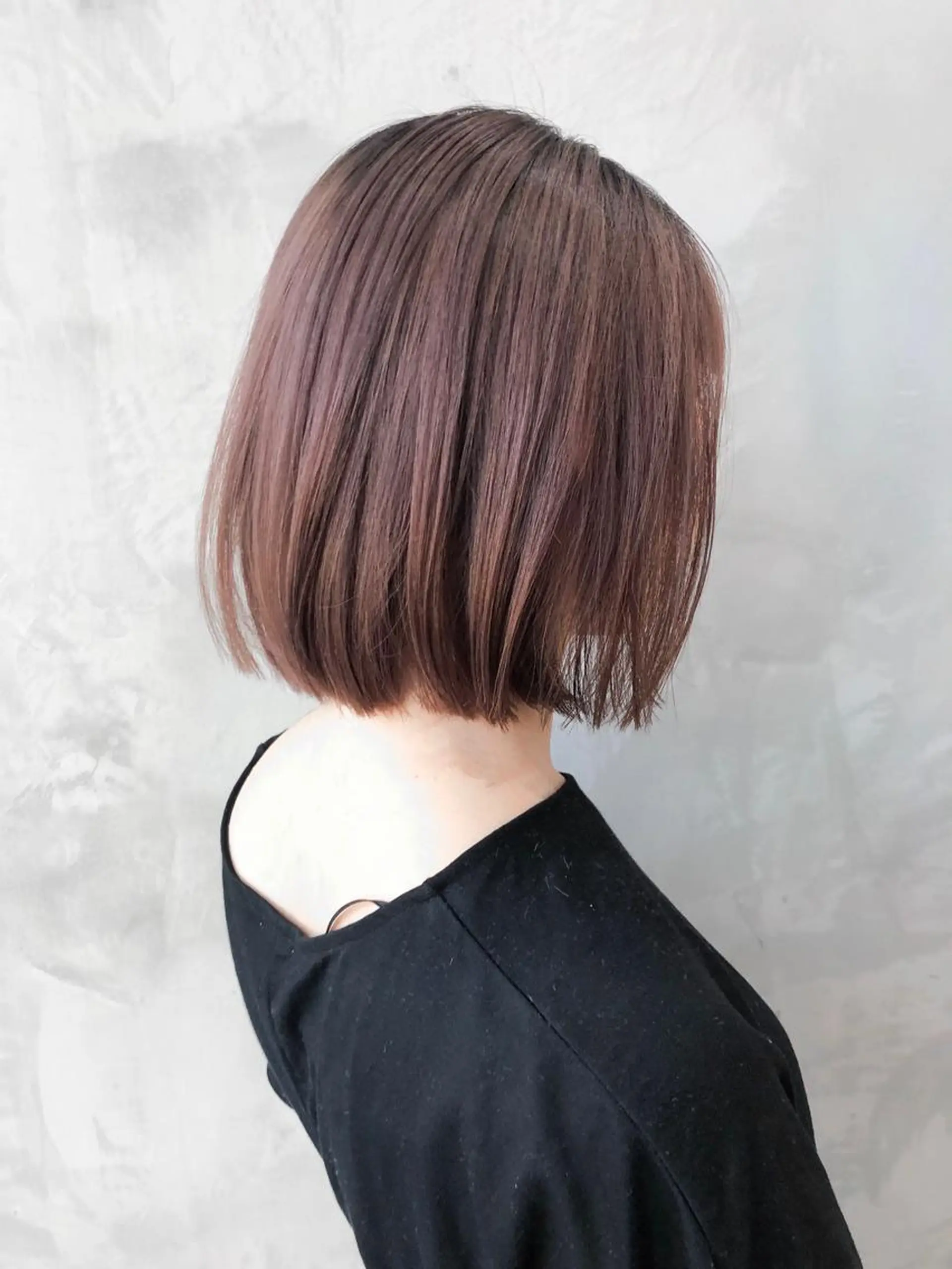 ミディアム カラー ヘアアレンジ ハイトーンカラー カット ヘアカラー トリートメント TOMO GEEKS代表のヘアスタイル