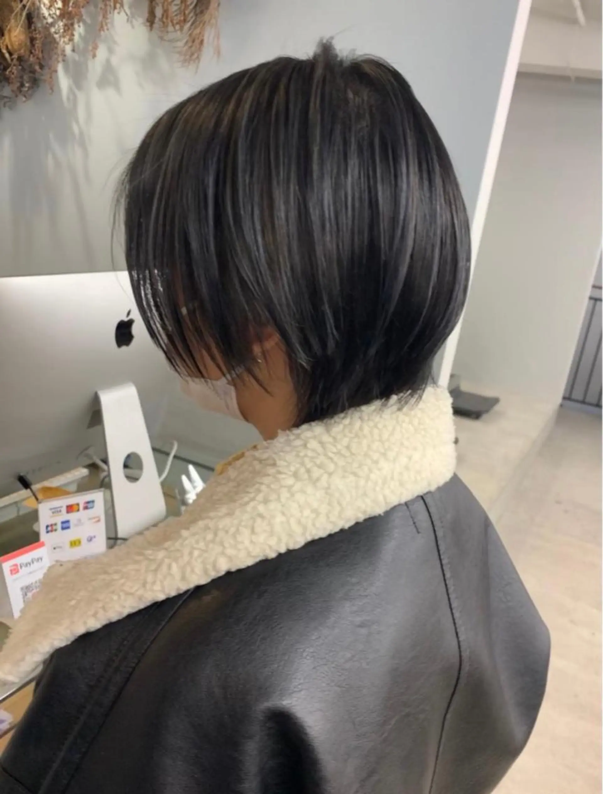 ショート カラー Flamme Annaのヘアスタイル