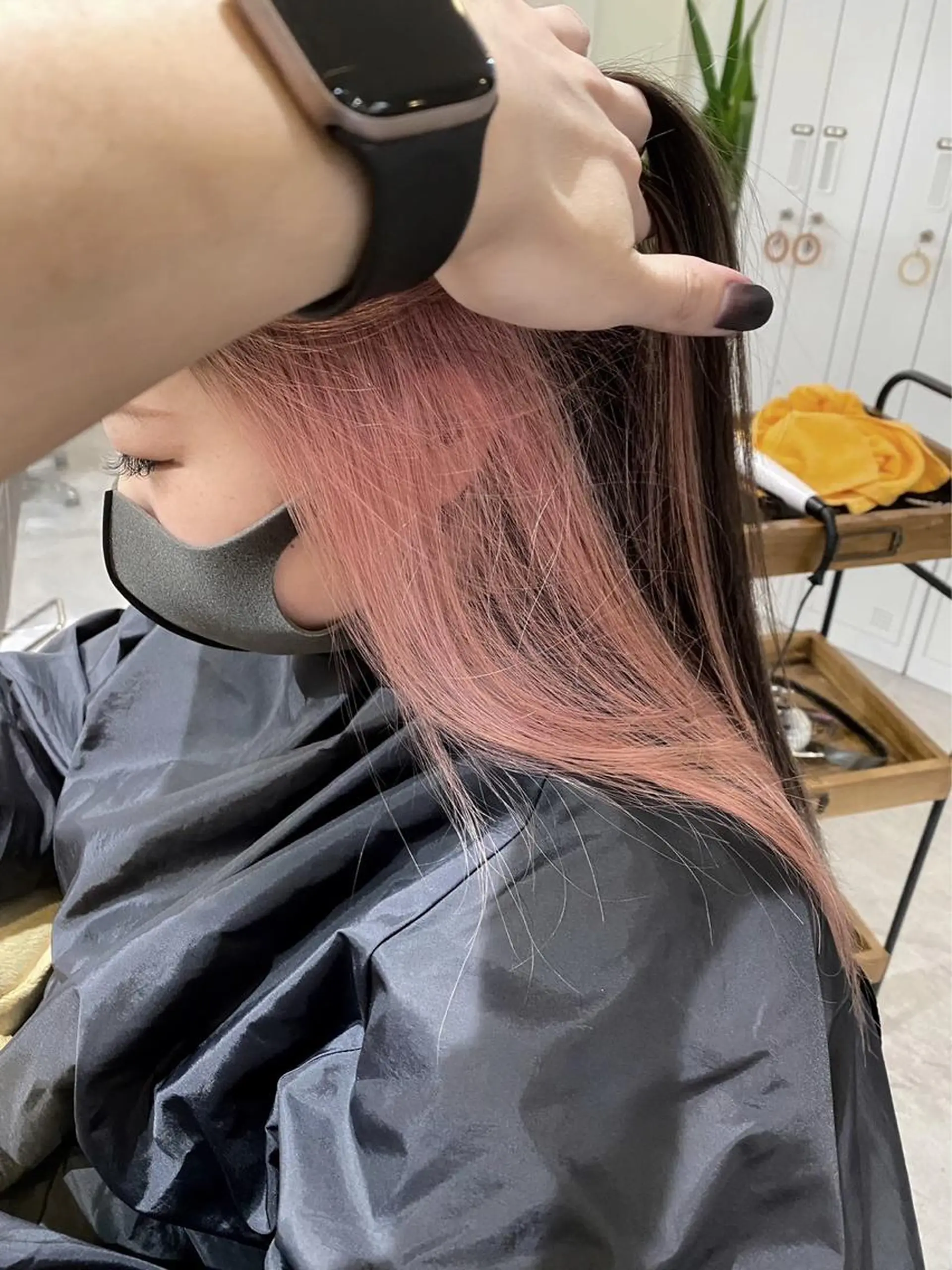 セミロング カラー ベージュカラー インナーカラー ピンクカラー ピンクベージュ カット ヘアカラー トリートメント 指名数No.1 /NAOYAのヘアスタイル