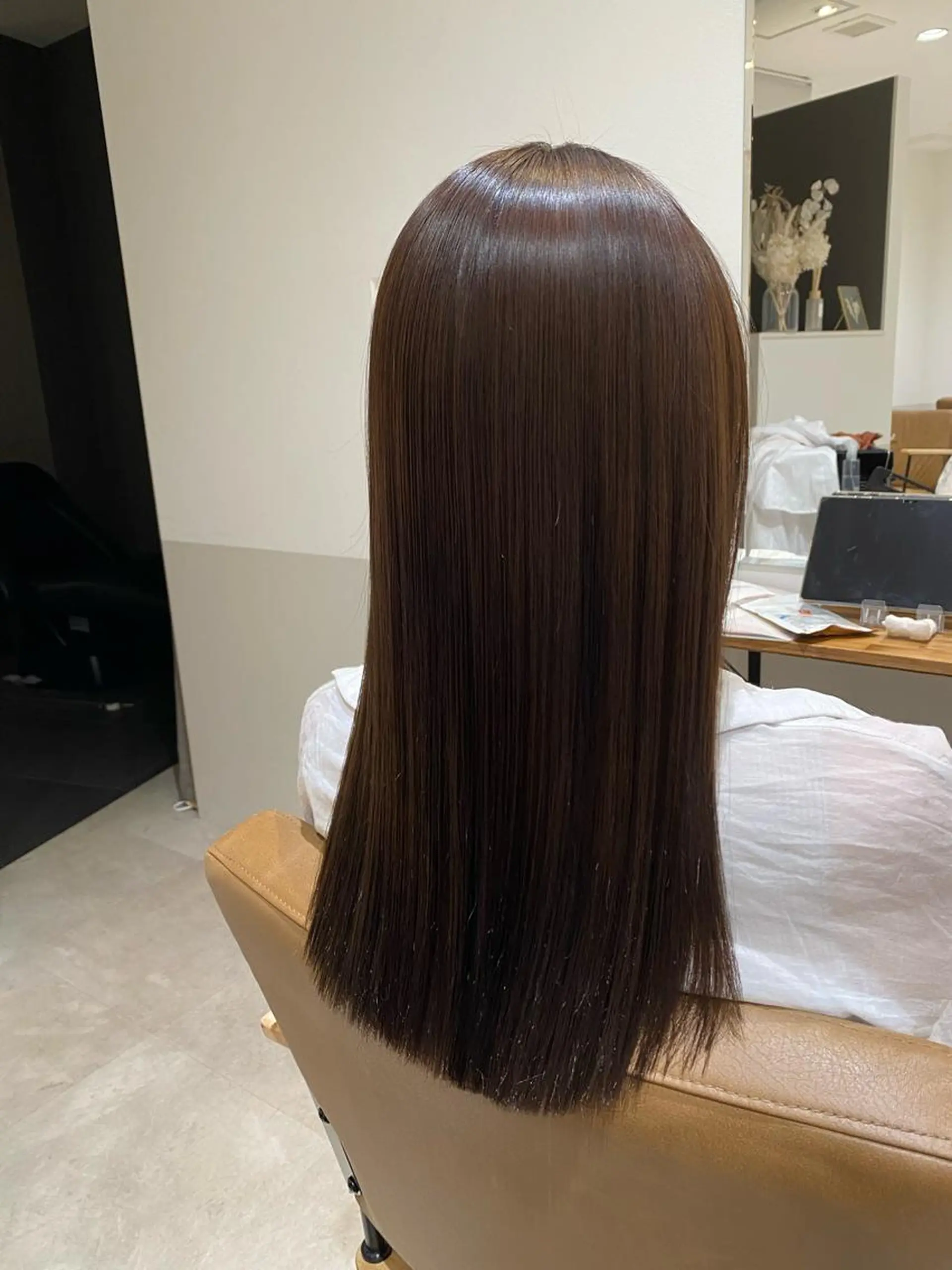 ロング カット トリートメント 顔まわりカラー特化 赤津百合絵のヘアスタイル