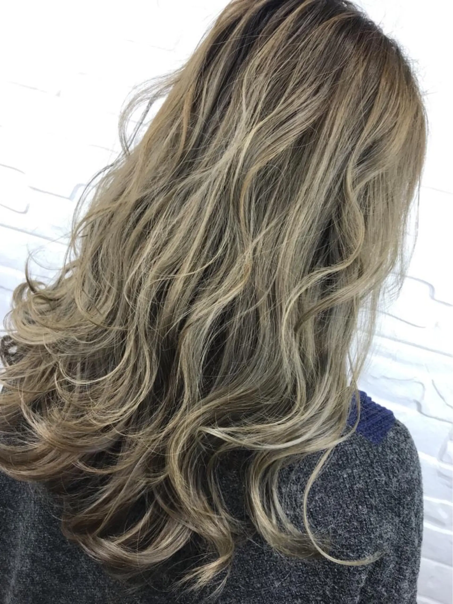 ロング カラー 🎊ルービック 京橋店💛のヘアスタイル