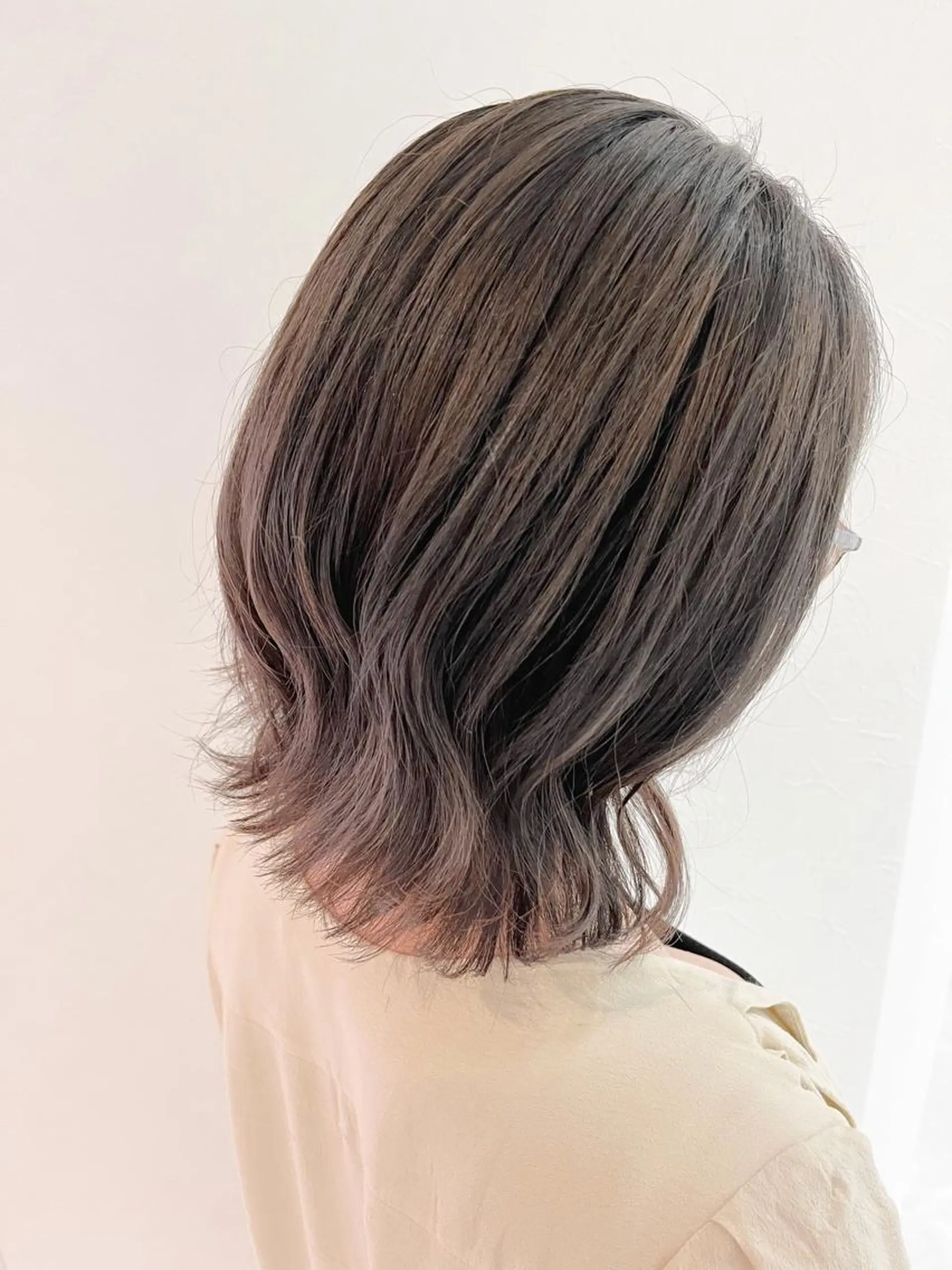 ミディアム ショートボブ ボブ 髪質改善 韓国風ヘア シースルーバング カット ヘアカラー トリートメント ヘッドスパ ヘアセット BACANCES〜バカンス〜所属・👑👑👑👑工藤 敬👑👑👑👑のヘアスタイル