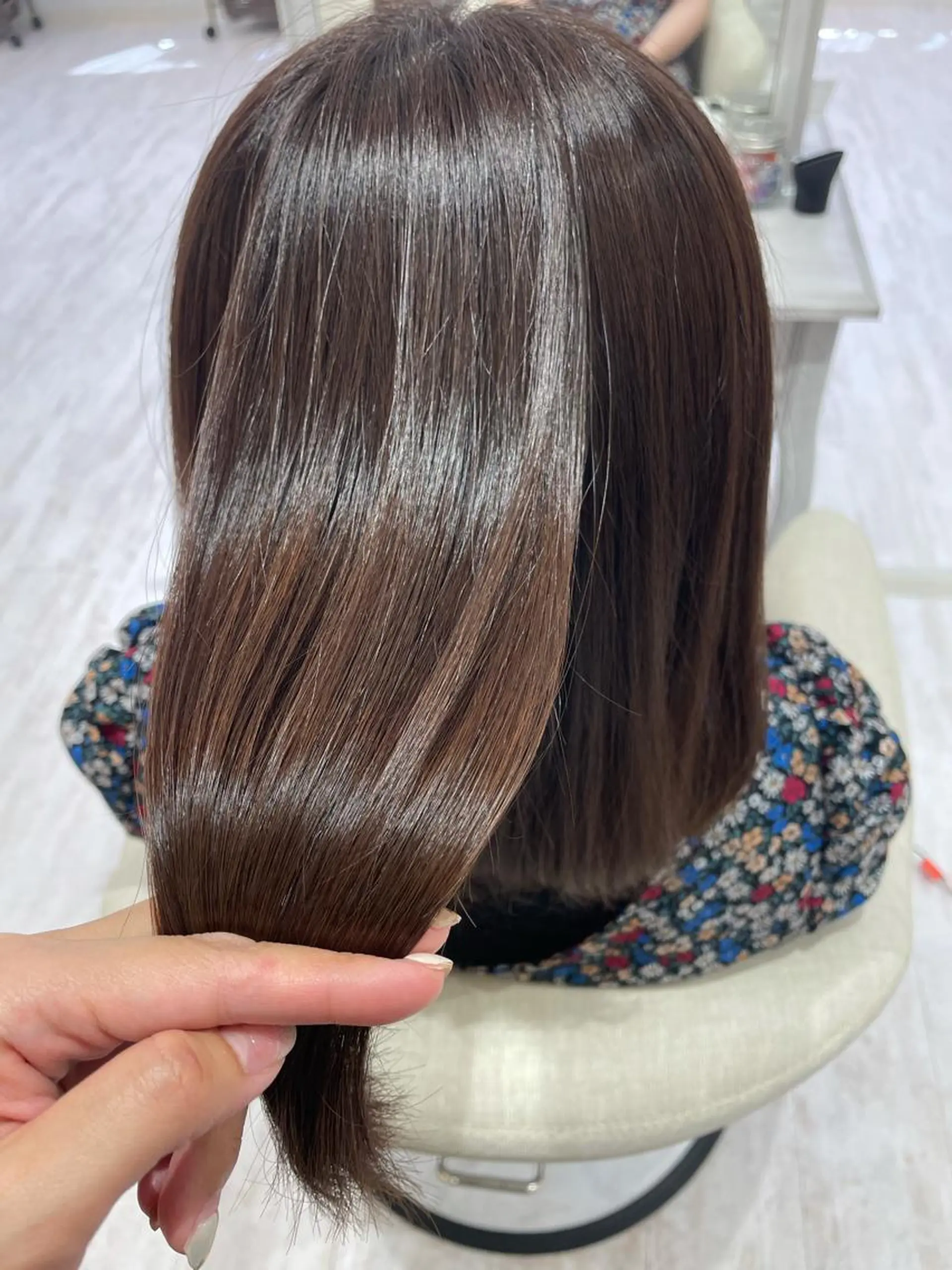 ミディアム カラー ボブ支持率NO1 🌈CHIKAのヘアスタイル