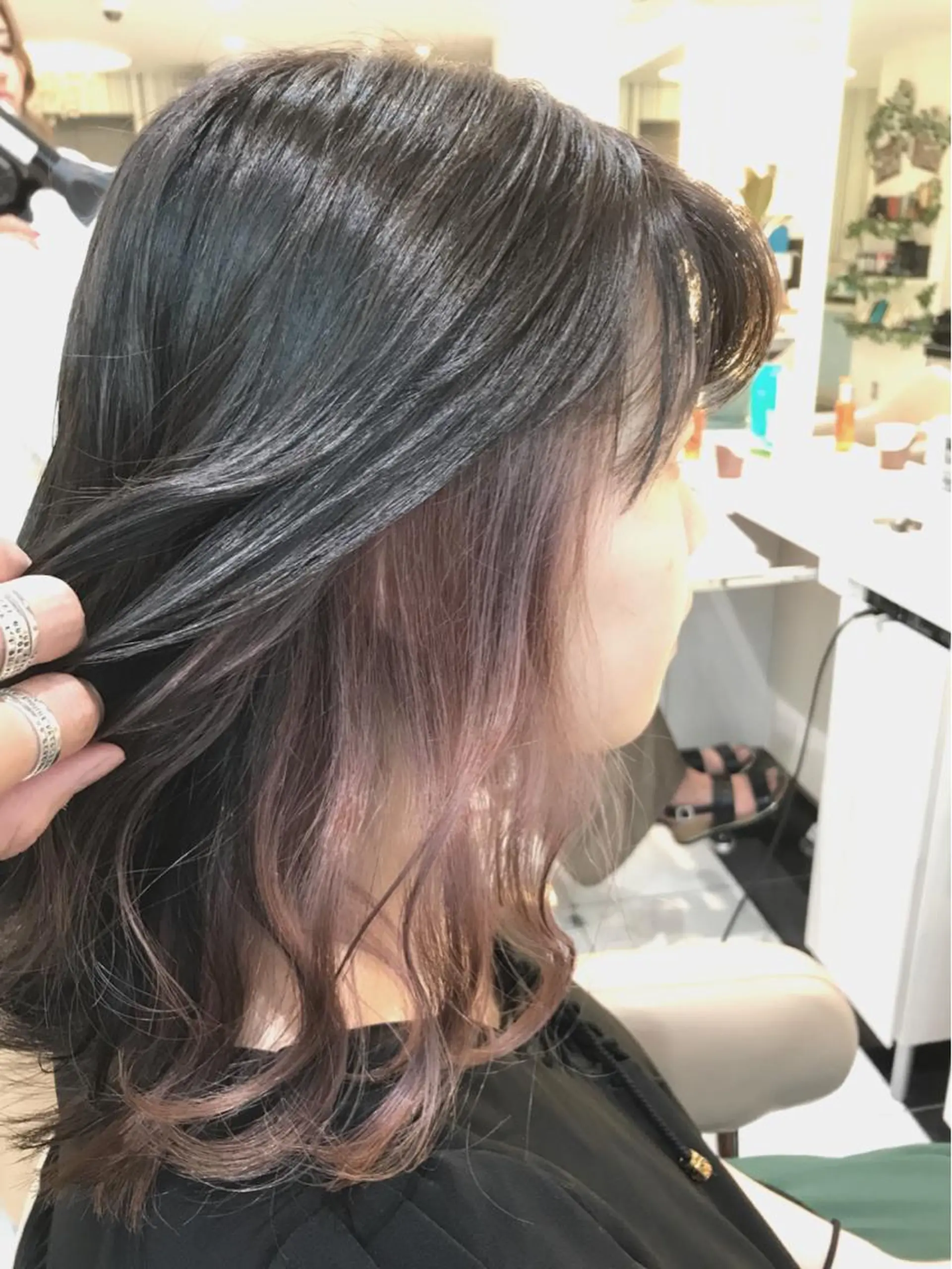 ショート カラー ブリーチ ケアブリーチ 透明感カラー ダークグレー ダークグレージュ 山崎俊輔/髪質改善 /バレイヤージュのヘアスタイル