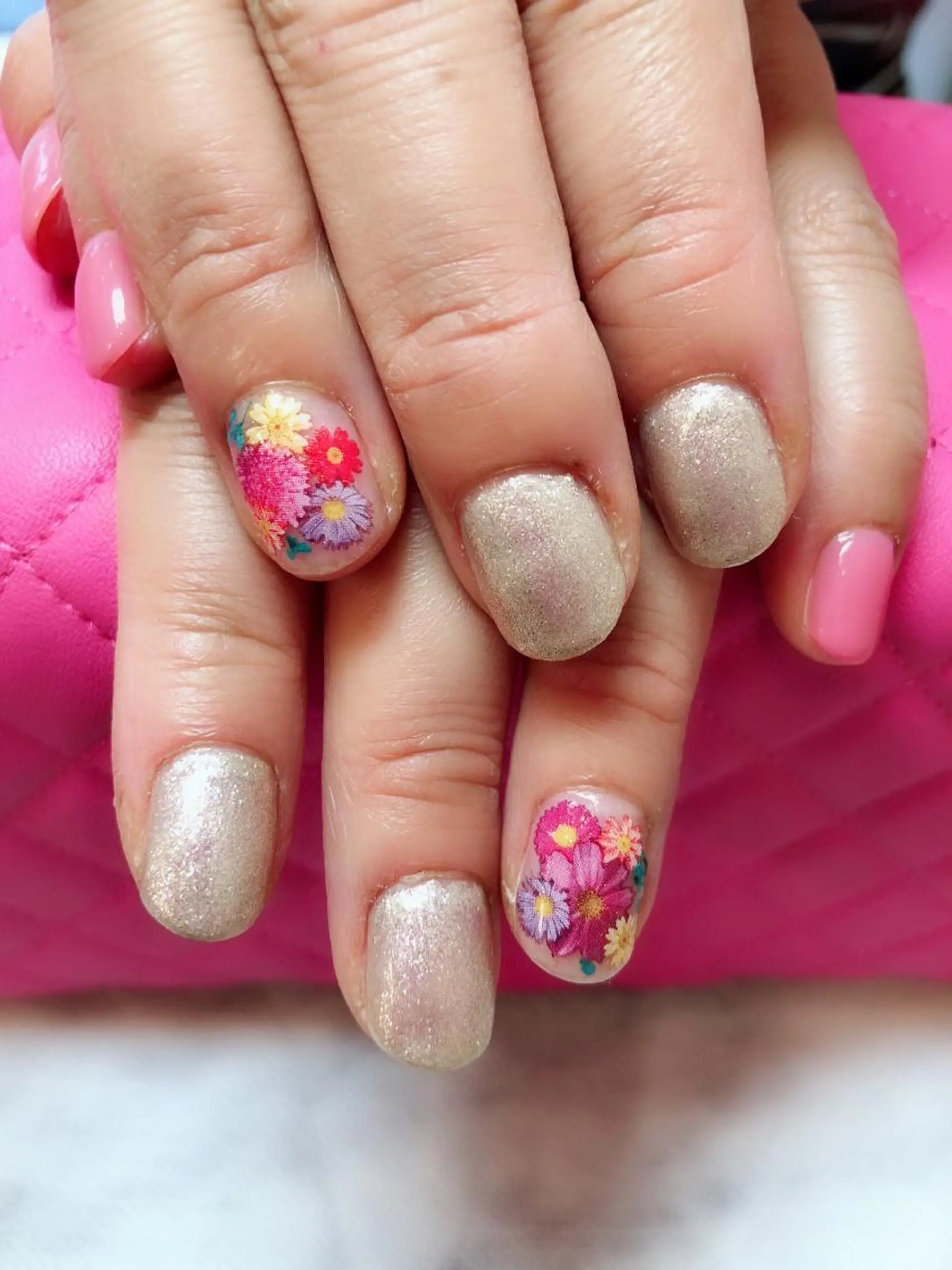 ネイル 白石 百合子のエステ・リラクイメージ