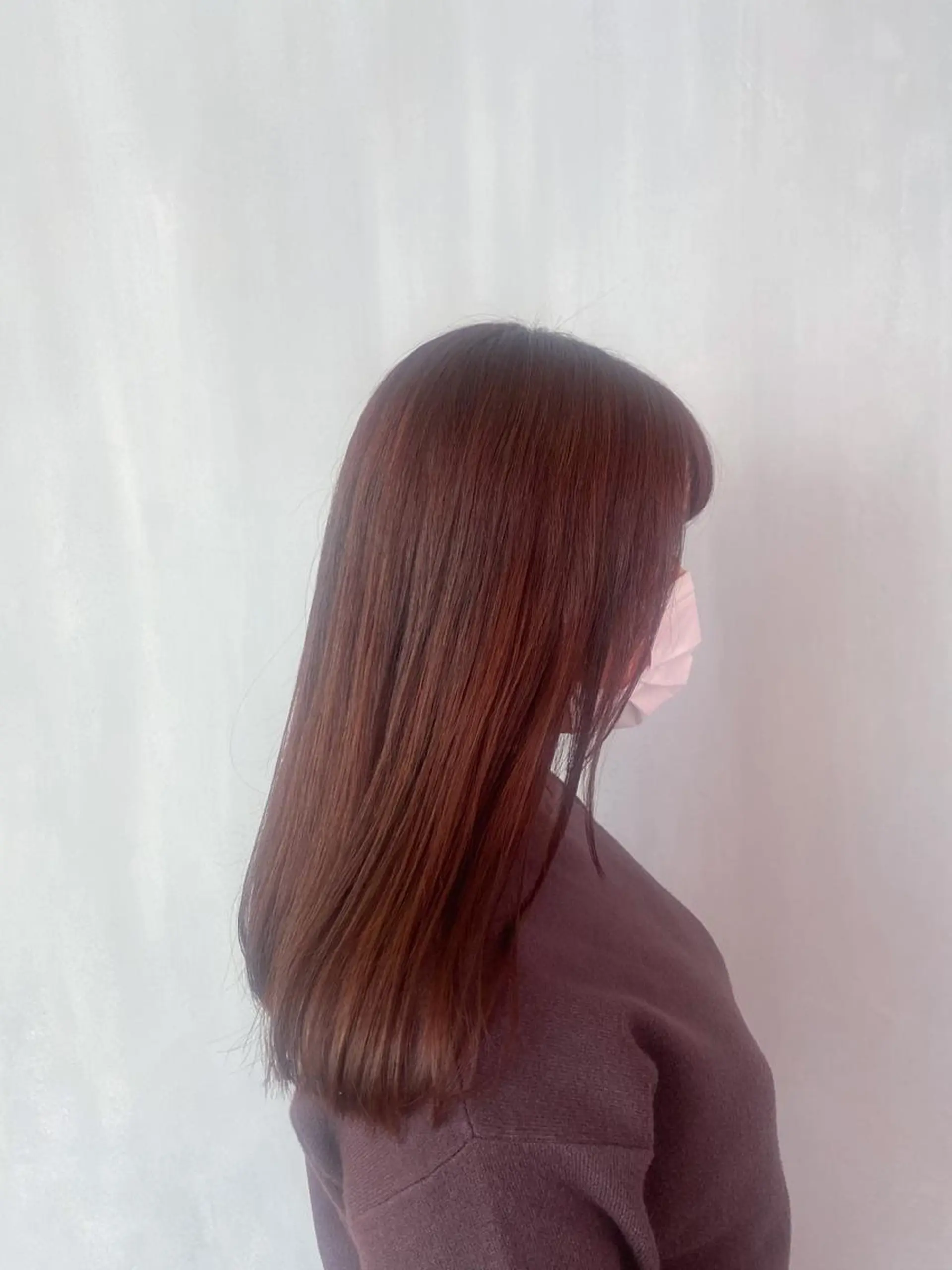 セミロング カラー ベージュカラー ピンクカラー ピンクベージュ カット ヘアカラー トリートメント オーストヘアージジ所属・TAI透明カラー 柔らかい縮毛矯正のヘアスタイル