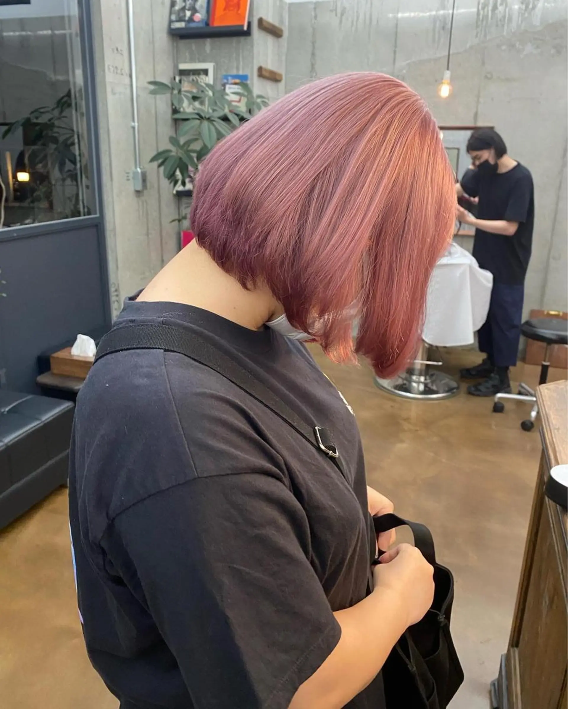 ミディアム カラー ピンクカラー ハイトーン/デザイン hirokiのヘアスタイル